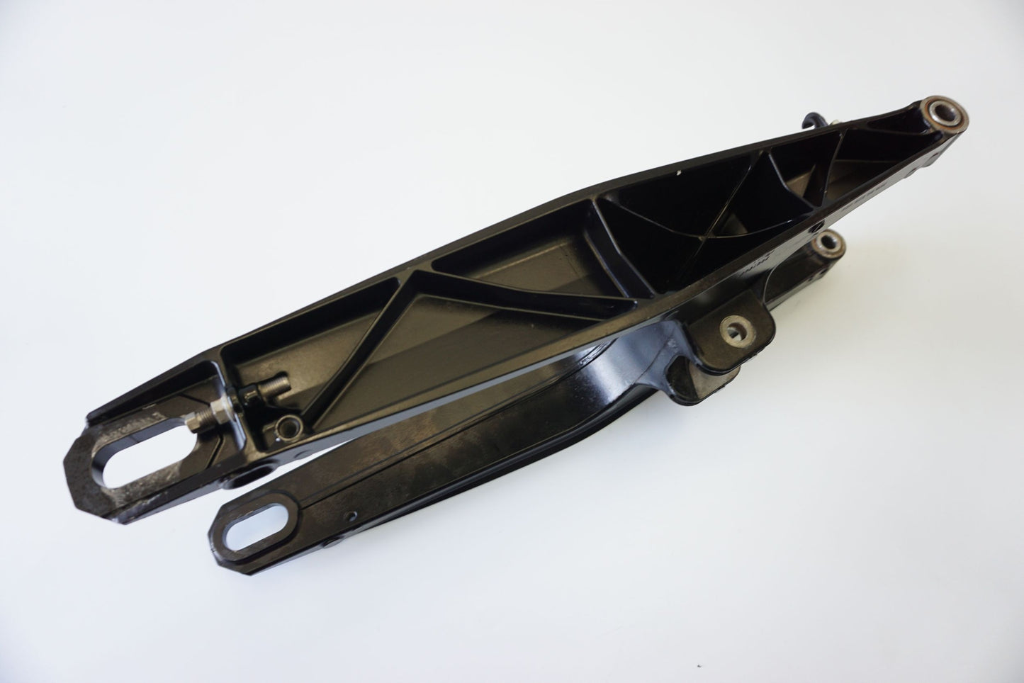 KTM 690 DUKE 12-15 Schwinge Hinterradschwinge swing arm 2