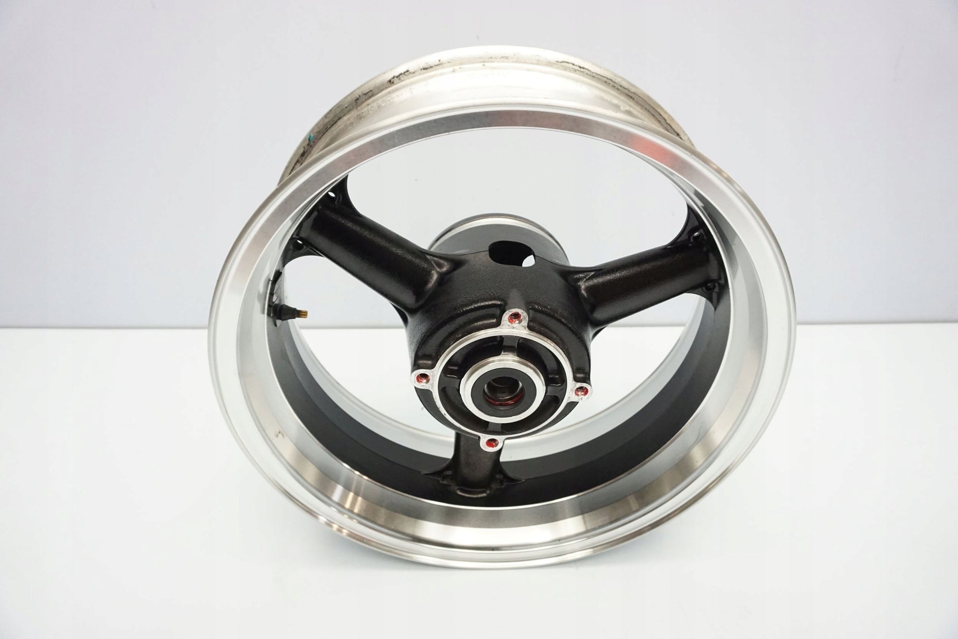 KAWASAKI Z1000 07-09 Felge hinten Wheel Hinterrad 8