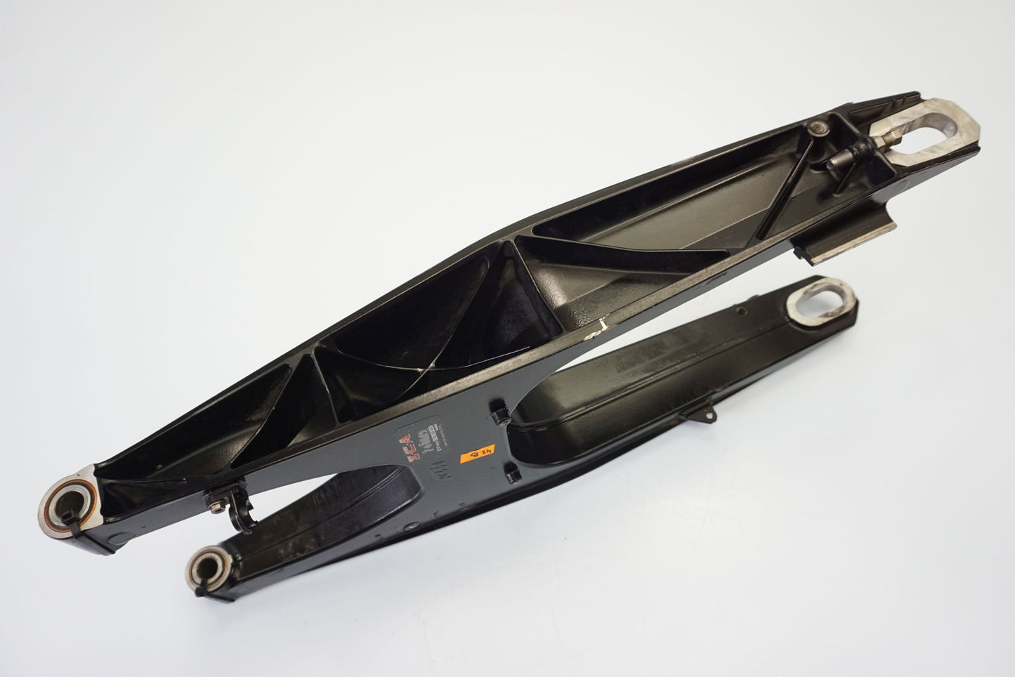 KTM 690 DUKE 12-15 Schwinge Hinterradschwinge swing arm 4