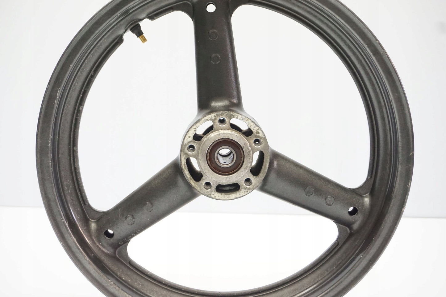 SUZUKI GSX 750 INAZUMA 98-01 Felge vorne Wheel Vorderrad