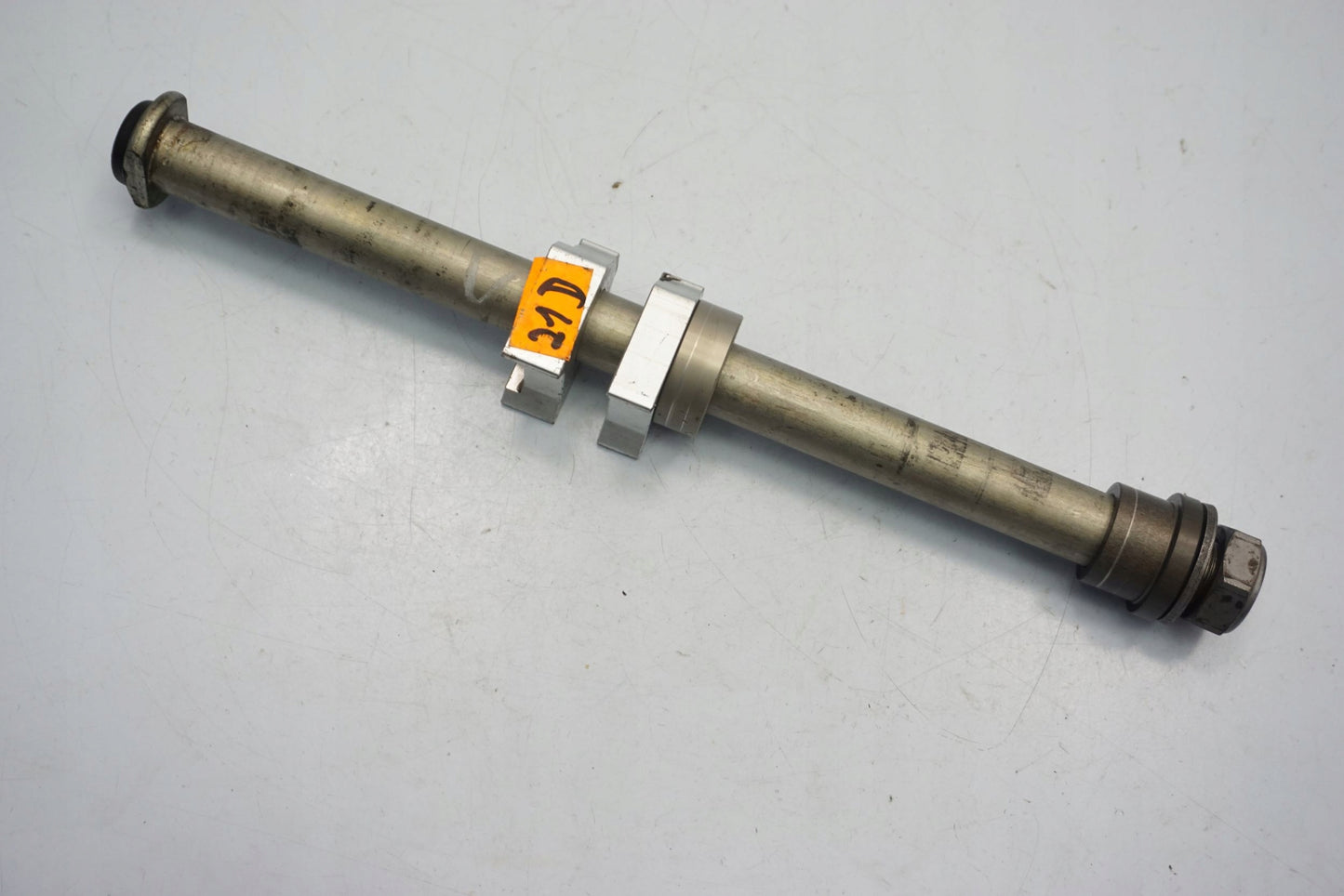 TRIUMPH STREET TRIPLE 765 17- Hinterachse Achse hinten Radachse rear axle