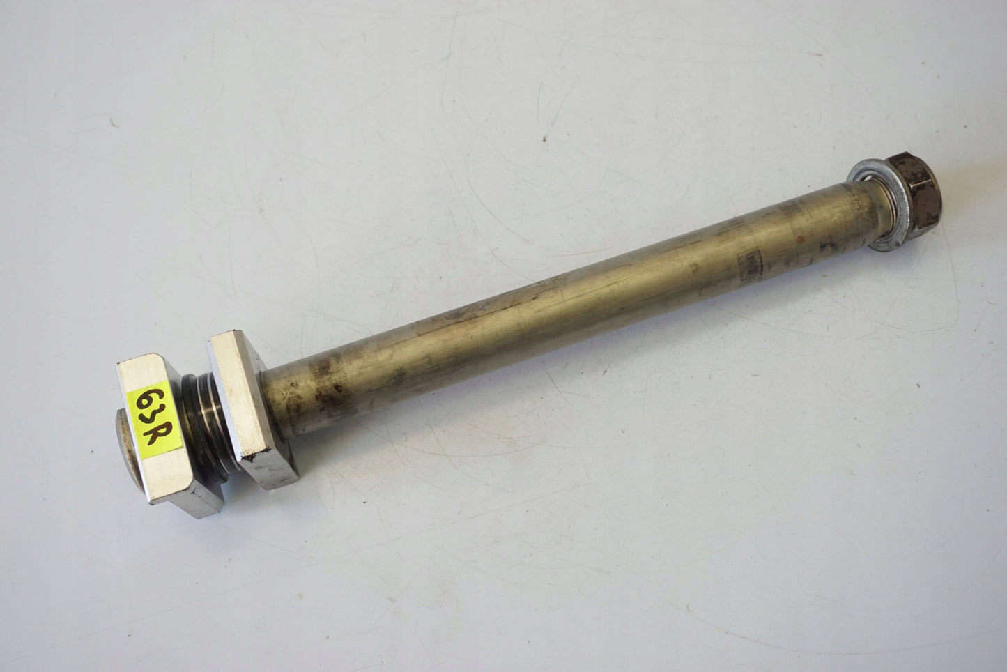 YAMAHA FZ8 10-15 Hinterachse Achse hinten Radachse rear axle