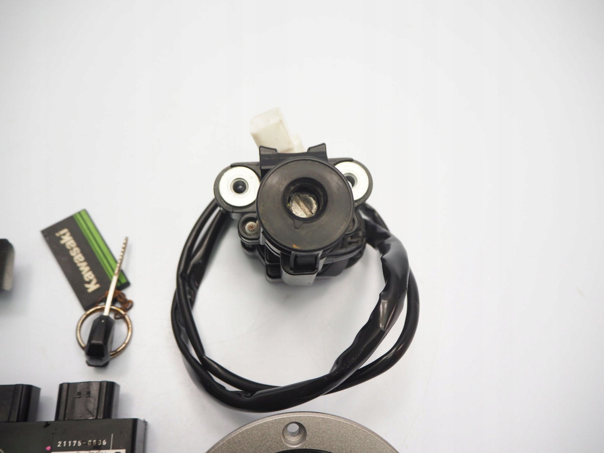 KAWASAKI Z-800 13-17 Schlosssatz Zündschloss Lock Set 3