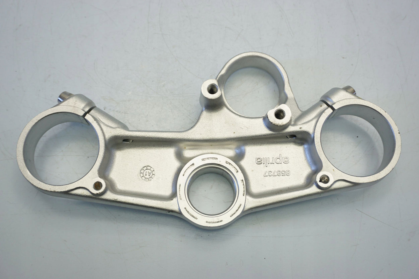 APRILIA RSV4 1000 09- obere Gabelbrücke Triple Clamp oben