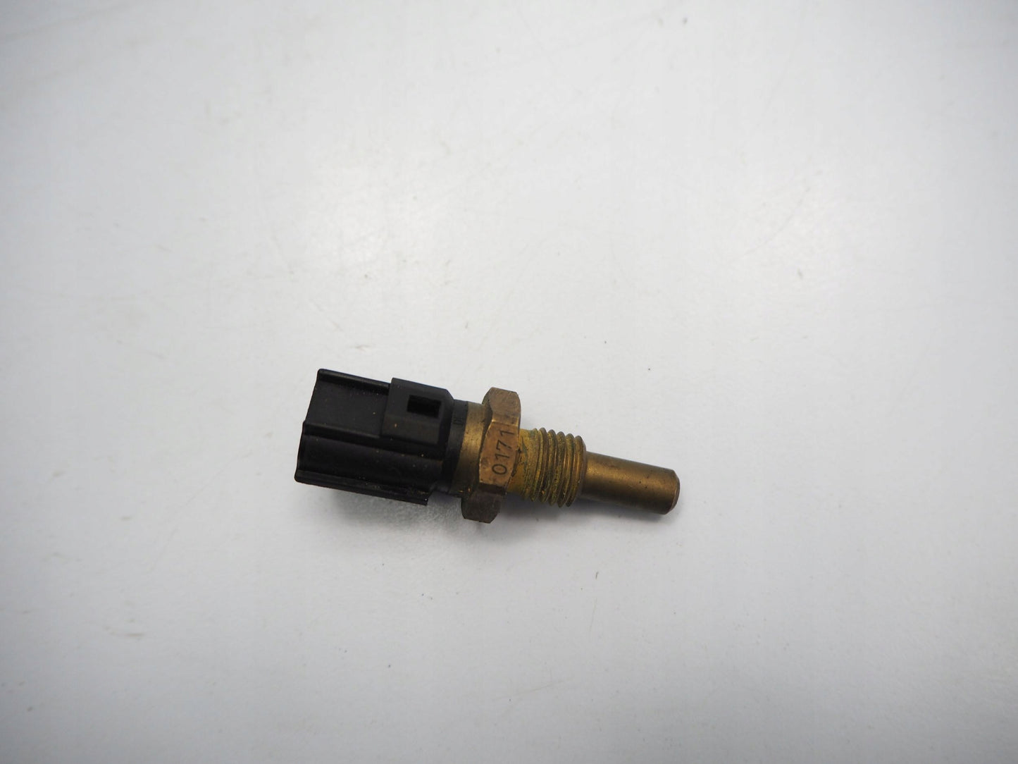 SUZUKI INTRUDER M-800 05-08 Temperatursensor Thermostat Temperature sensor