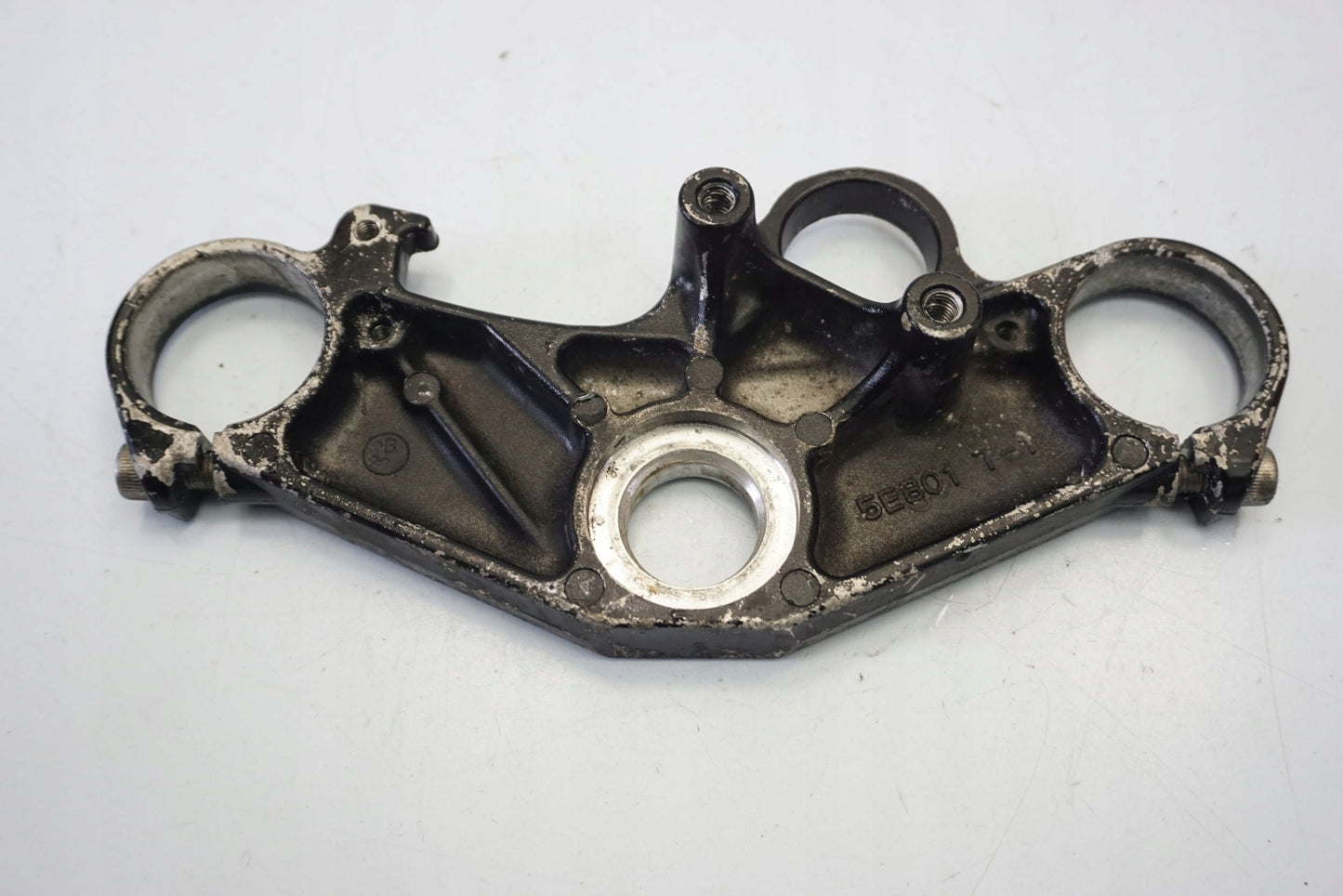 YAMAHA YZF-R6 RJ01 RJ03 99-02 obere Gabelbrücke Triple Clamp oben