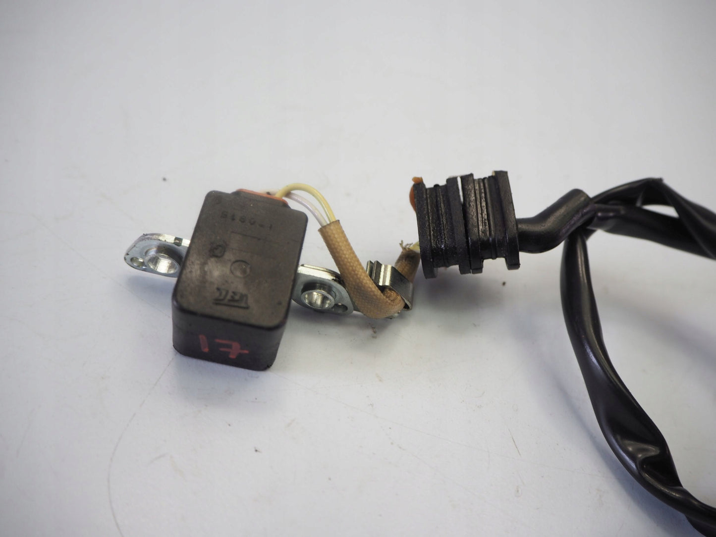 HONDA VFR 800 F 17- Impulsgeber Zündgeber Pick Up 3