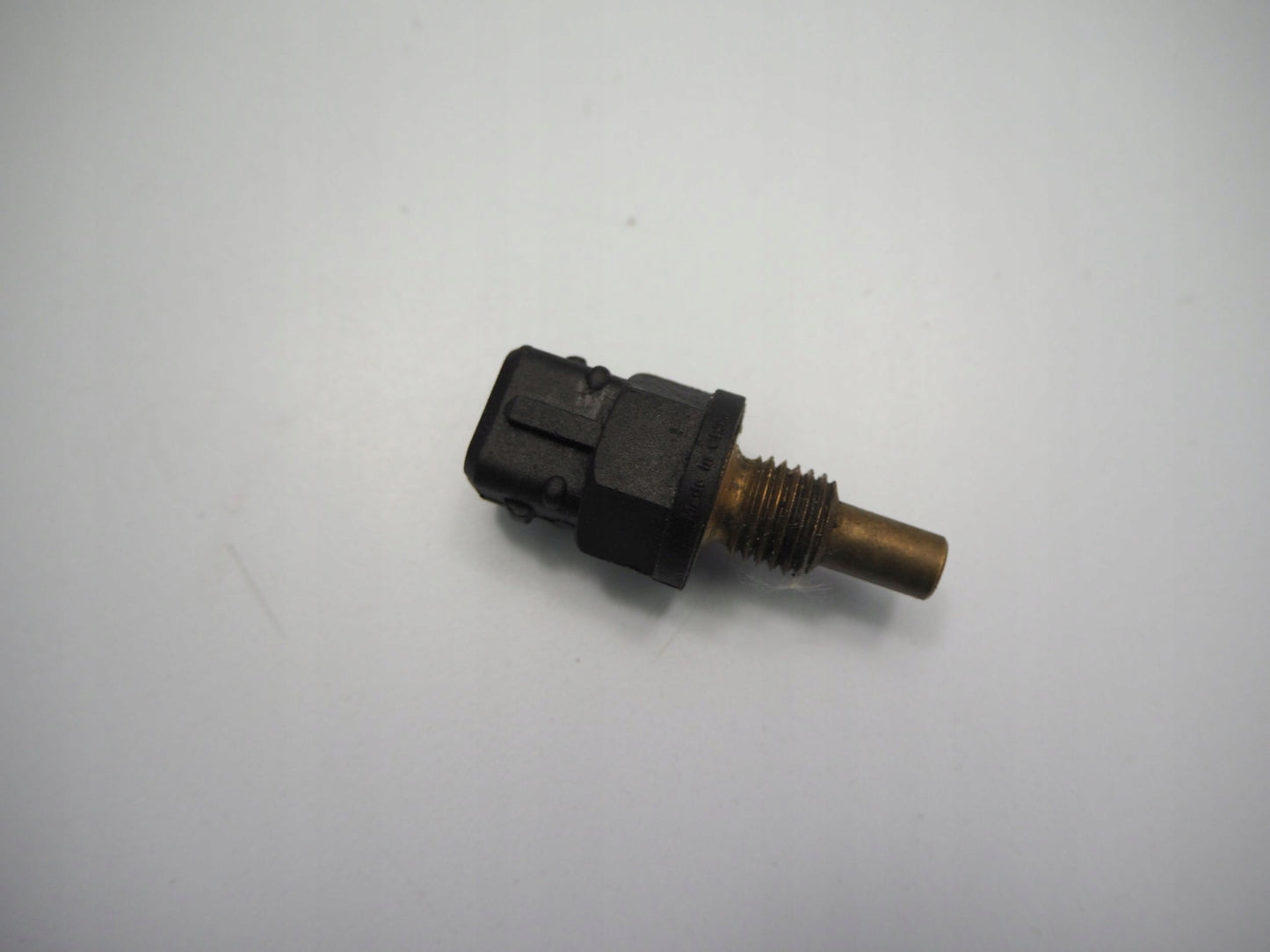 TRIUMPH TIGER 800 10-14 Temperatursensor Thermostat Temperature sensor