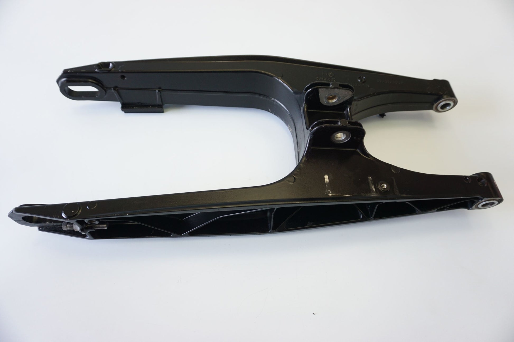 KTM 690 DUKE 12-15 Schwinge Hinterradschwinge swing arm 4