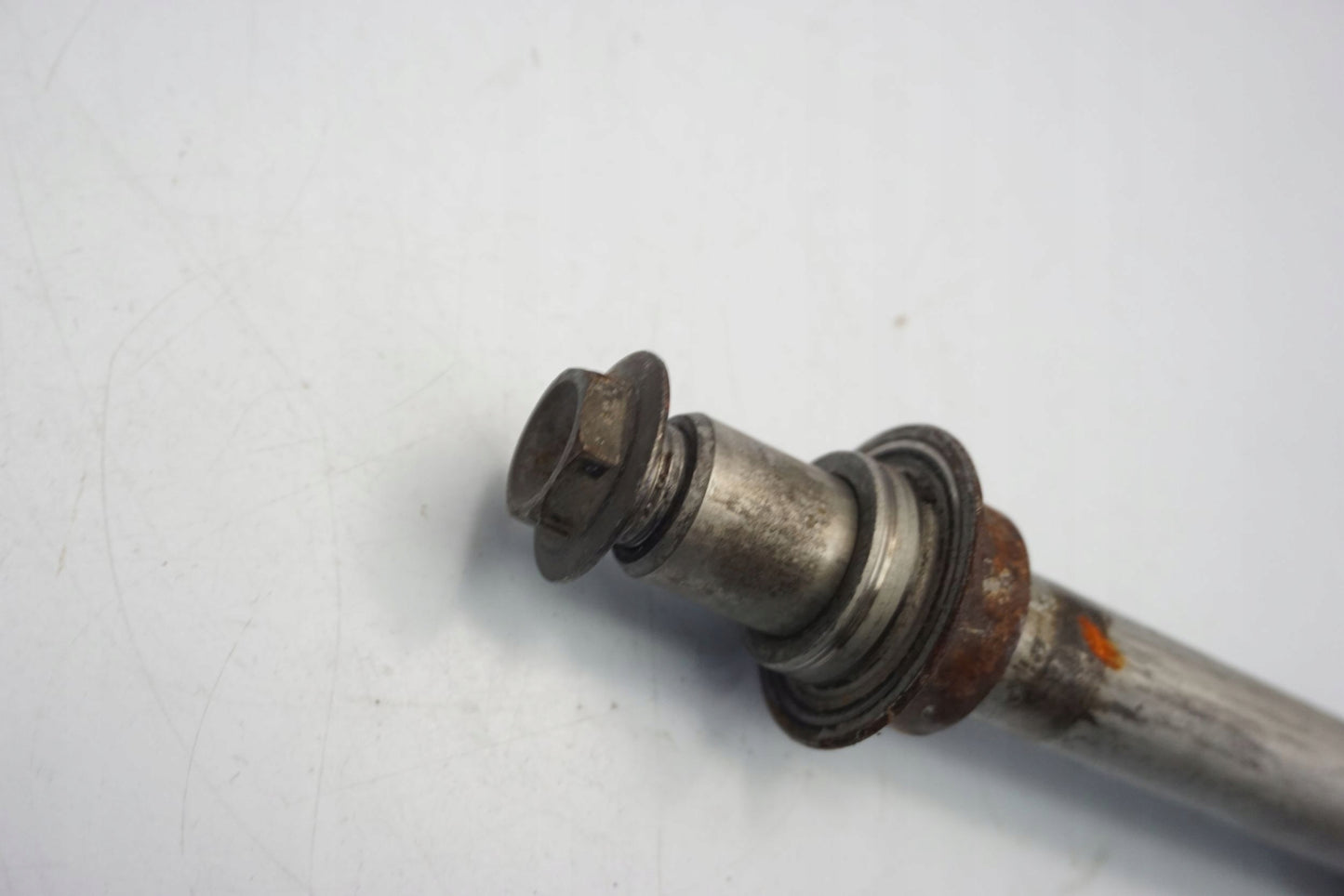 HONDA ST 1300 PAN EUROPEAN 02-13 Vorderachse Achse vorne Radachse front axle 2