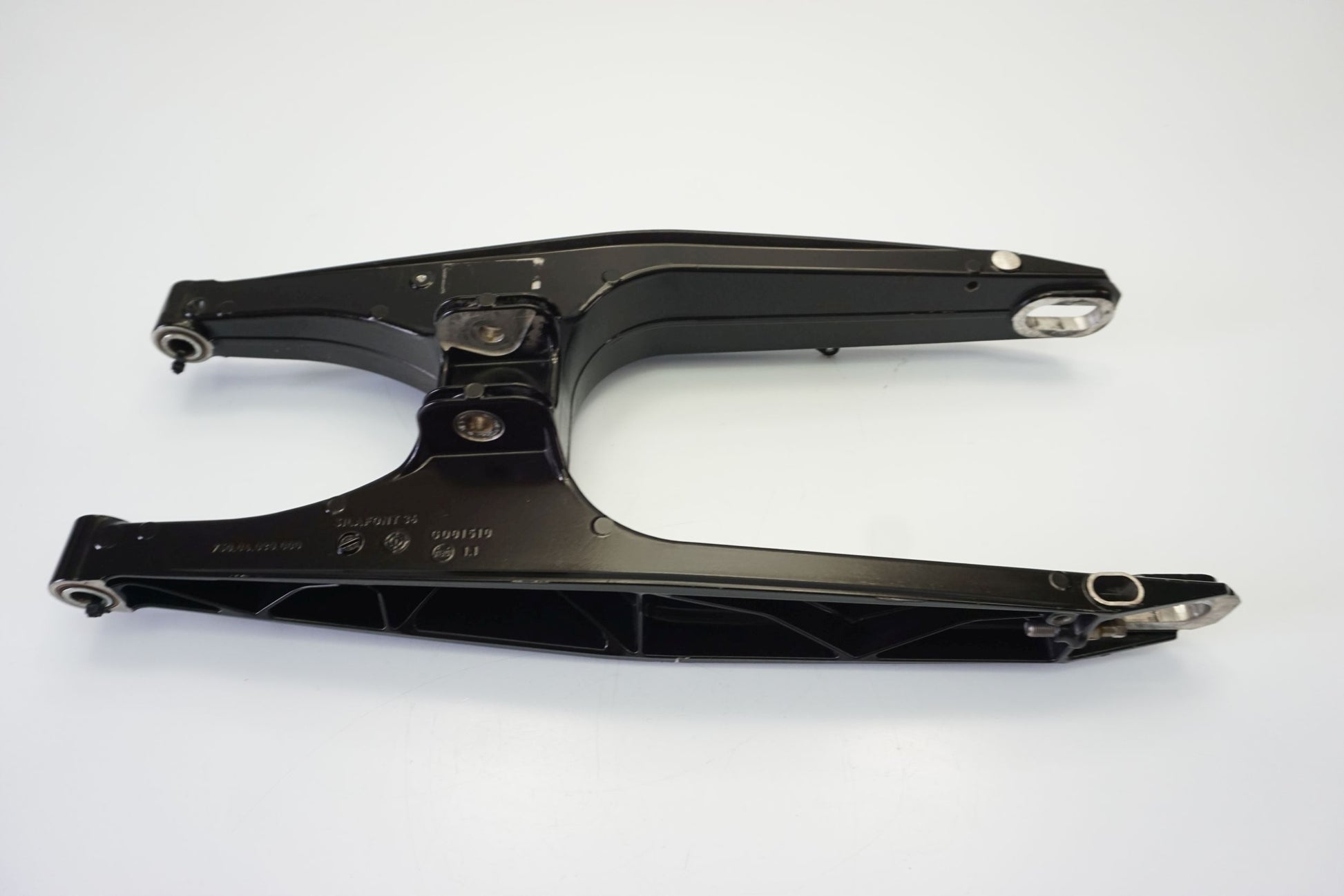 KTM 690 DUKE 12-15 Schwinge Hinterradschwinge swing arm 6