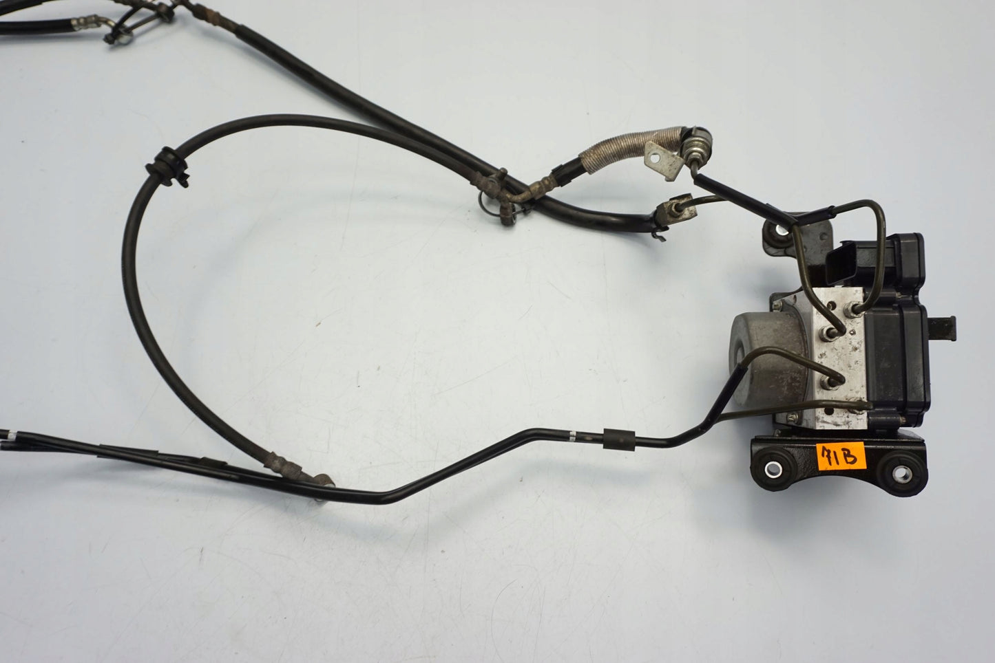 SUZUKI DL 1000 V-STROM 14-16 ABS Pumpe Druckmodulator 4