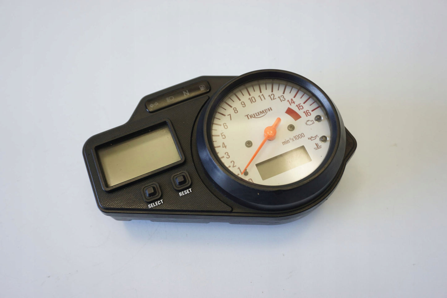 TRIUMPH SPEED FOUR 02-06 Tacho Tachometer Cockpit Speedometer