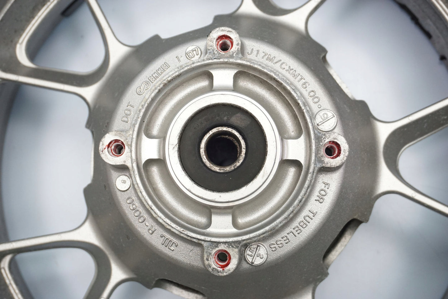 KAWASAKI GTR 1400 Felge hinten Wheel Hinterrad 3