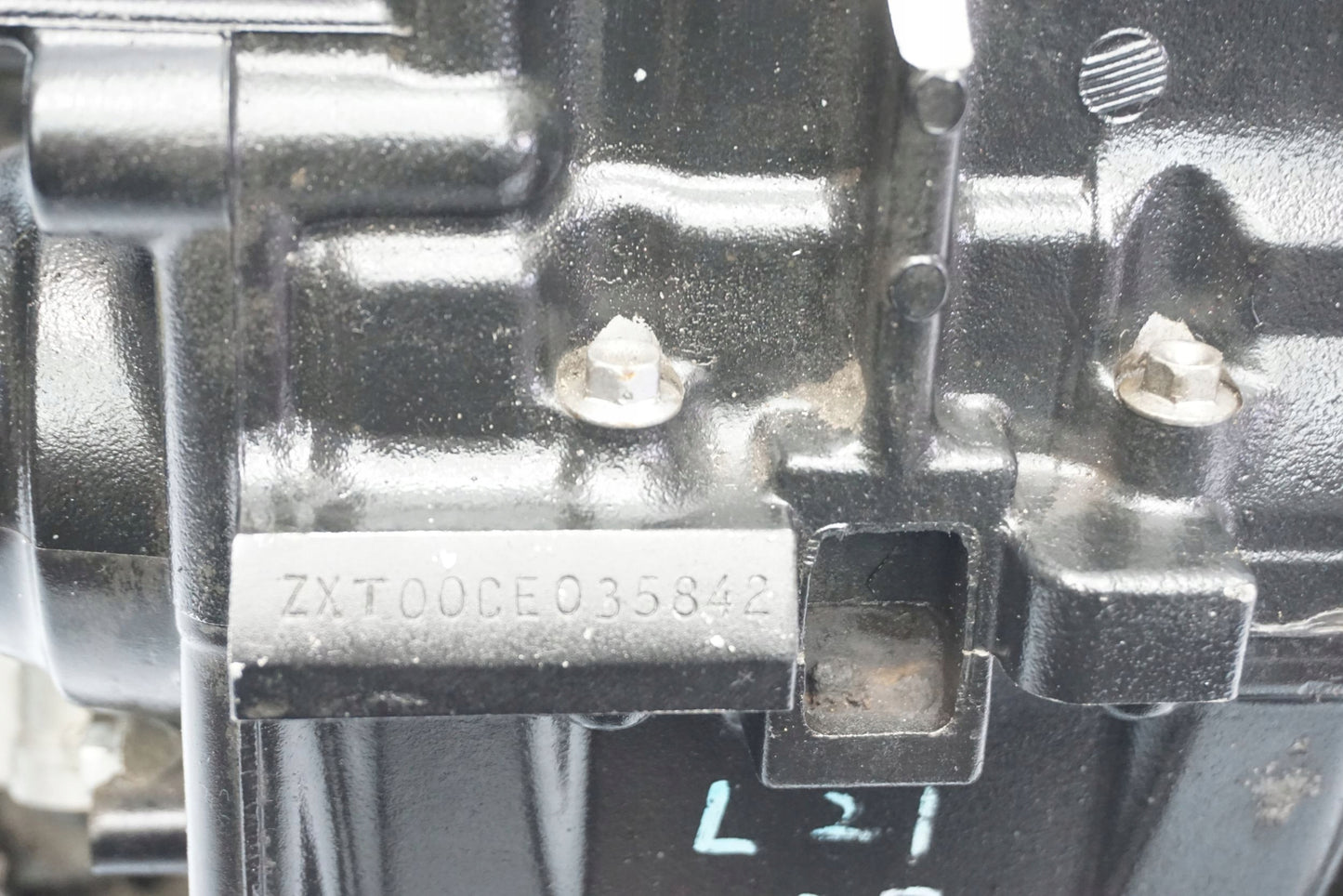 KAWASAKI ZX-10R 04-05 Motor Motorblock Engine 7