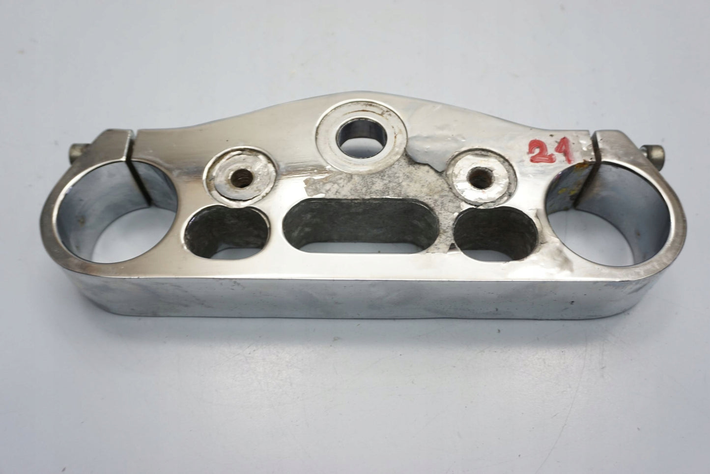 HYOSUNG GV 650 AQUILA 05-11 obere Gabelbrücke Triple Clamp oben 4