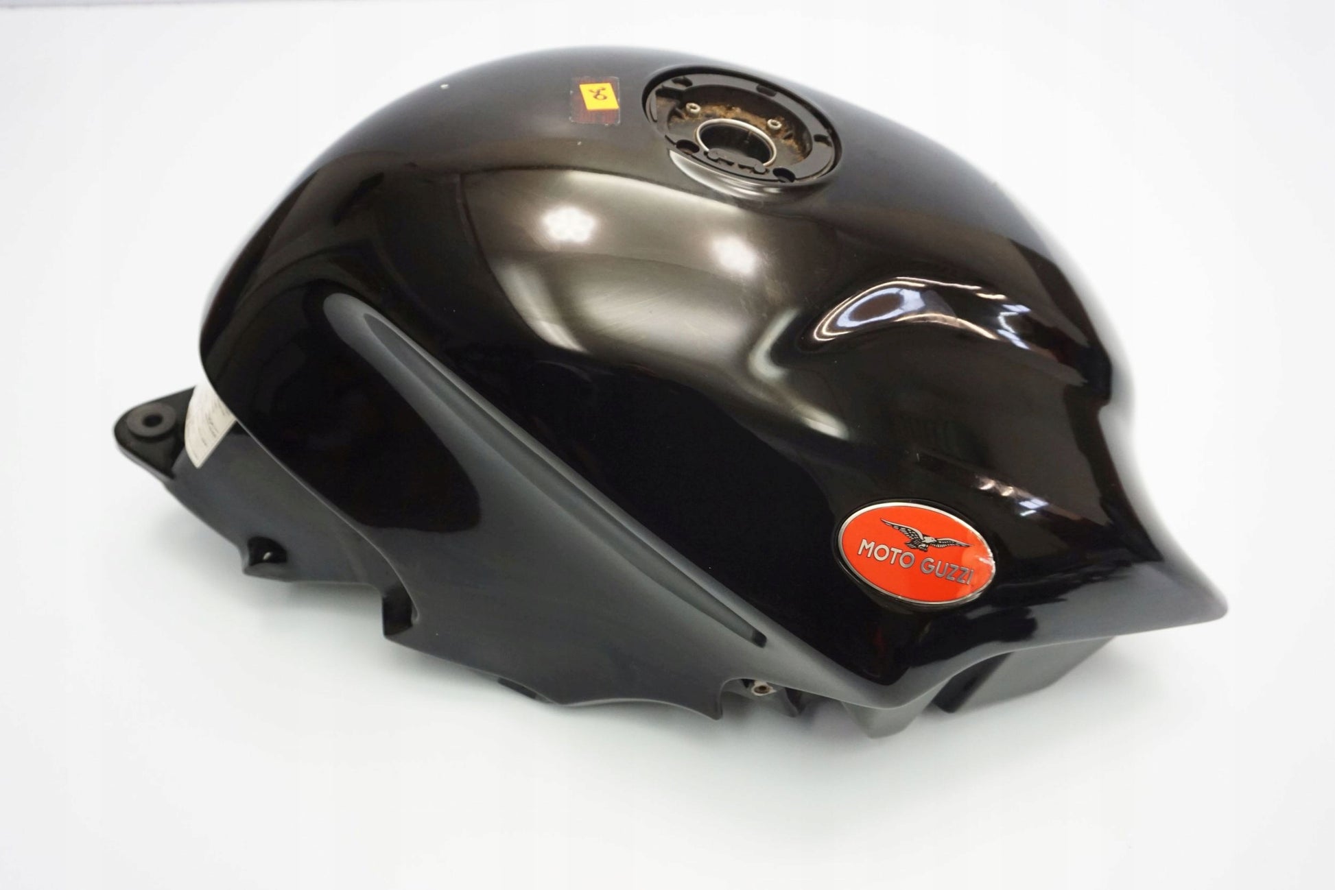 MOTO GUZZI BREVA V 1100 Kraftstofftank Benzintank Fuel Tank 3