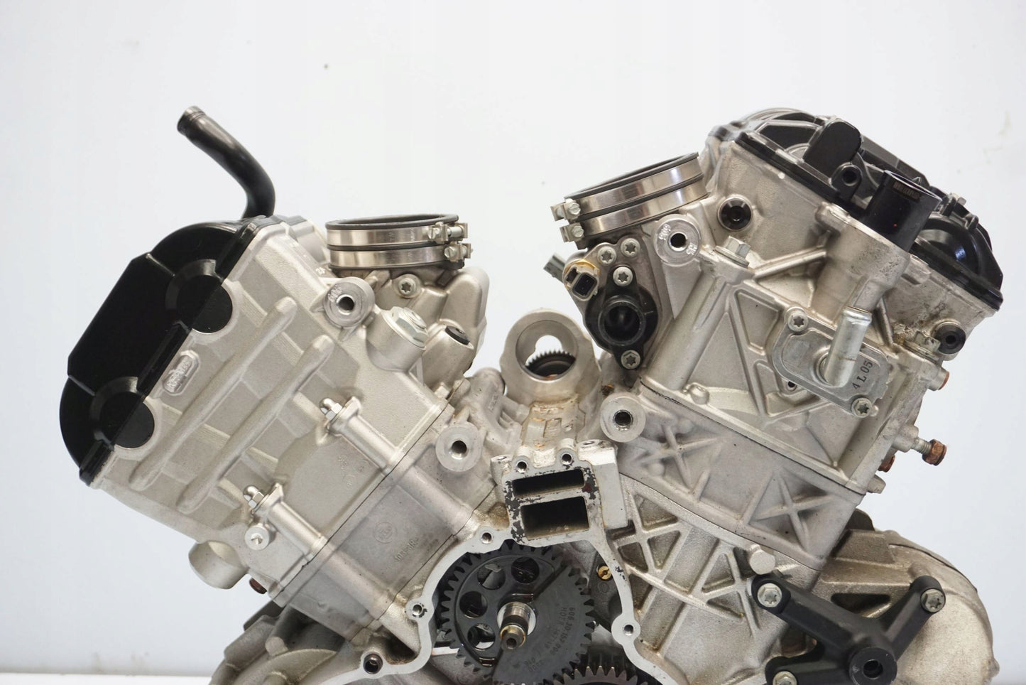 KTM 1050 ADVENTURE 15- Motor Motorblock Engine 6