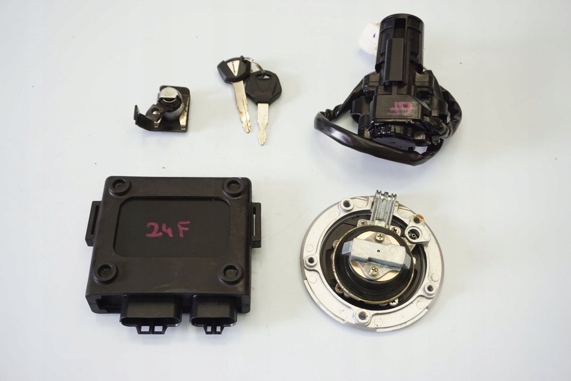 KAWASAKI VERSYS 650 15-21 Schlosssatz Zündschloss Lock Set 4