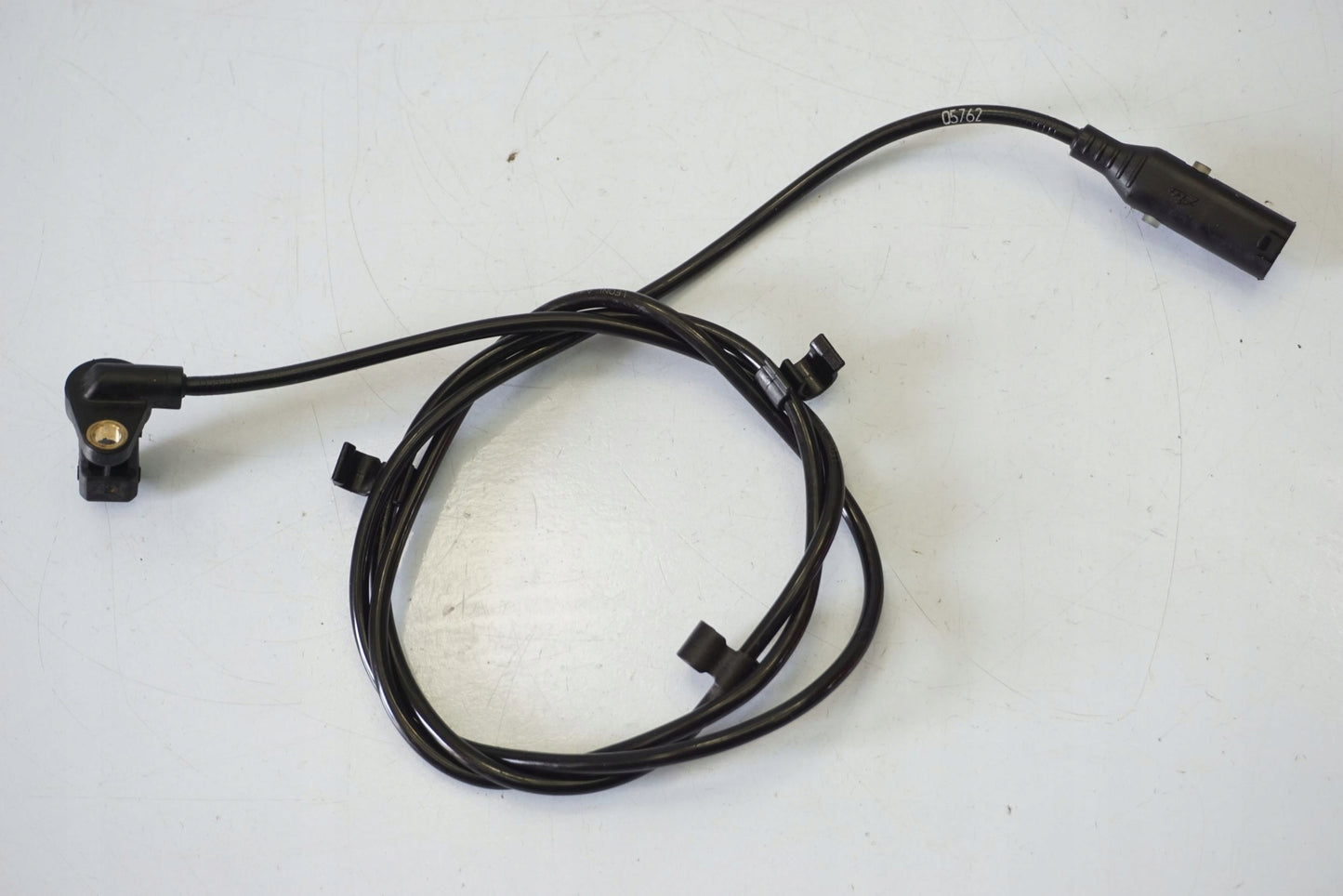 MOTO GUZZI V9 ROAMER ABS Sensor hinten 2