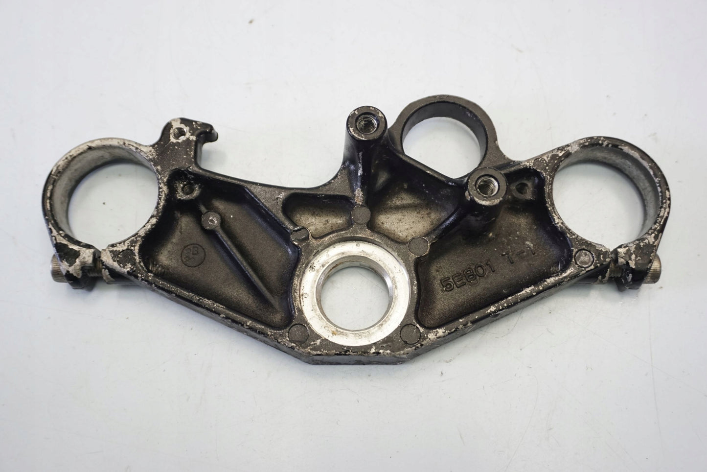 YAMAHA YZF-R6 RJ01 RJ03 99-02 obere Gabelbrücke Triple Clamp oben