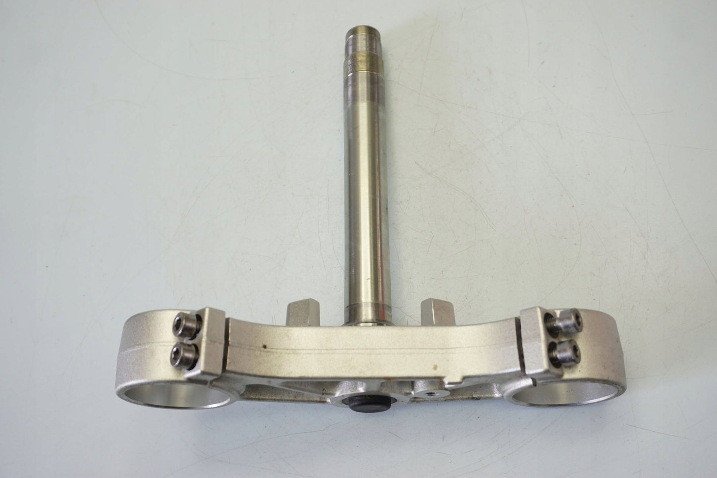 TRIUMPH TIGER SPORT 1050 16- untere Gabelbrücke Triple Clamp unten