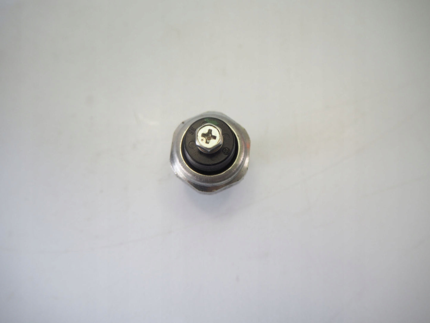 HONDA VFR 800 F 17- Öldrucksensor Öldruckschalter Oil Pressure Switch 4