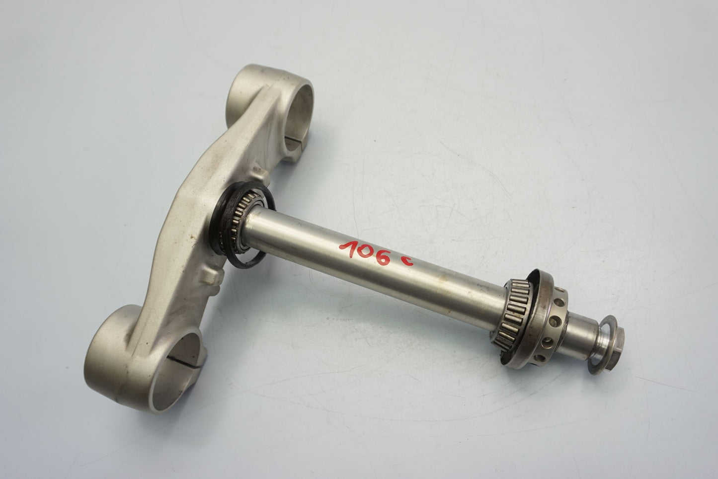 KTM 690 DUKE 16-19 untere Gabelbrücke Triple Clamp unten 4