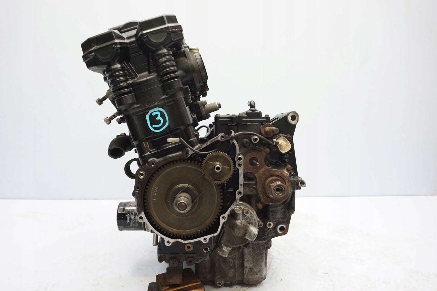 SUZUKI GSX 1250 FA 10-16 Motor Motorblock Engine