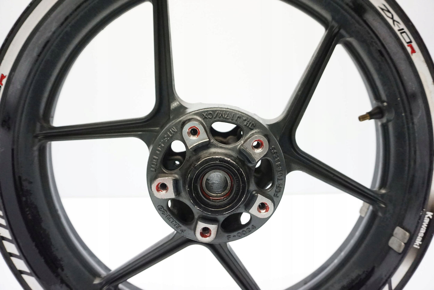 KAWASAKI ZX-10R 04-05 Felge vorne Wheel Vorderrad 8
