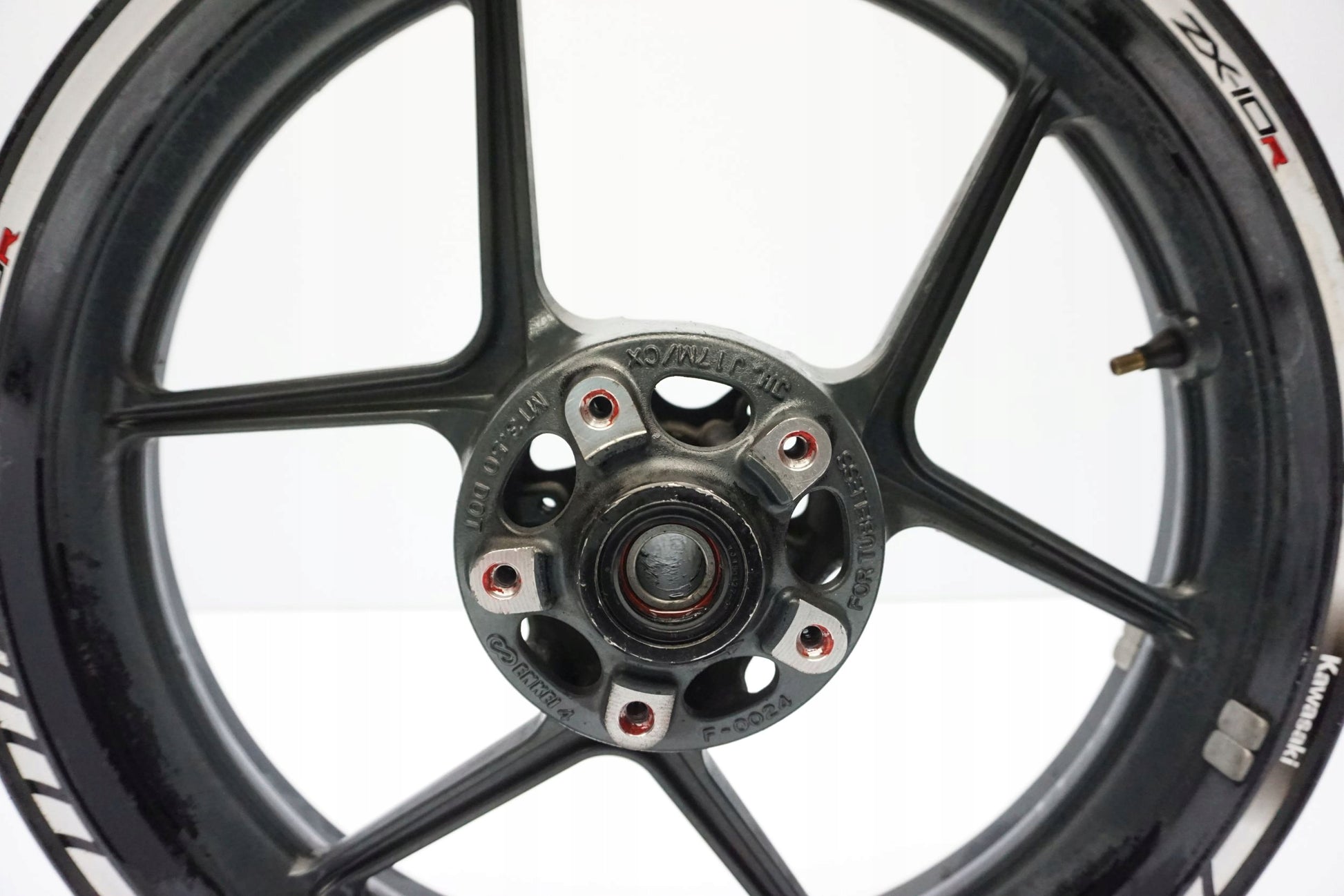 KAWASAKI ZX-10R 04-05 Felge vorne Wheel Vorderrad 8