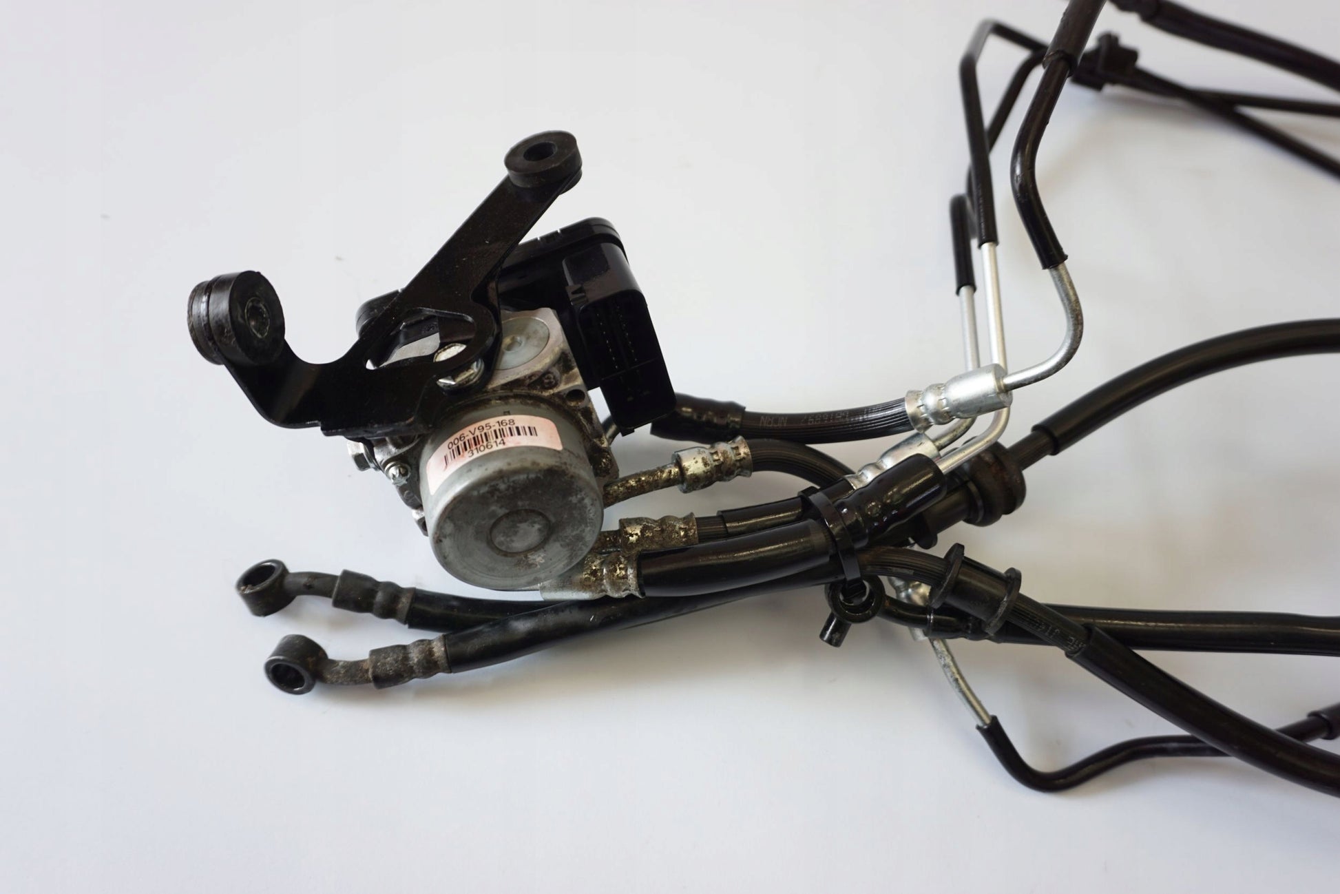 KAWASAKI Z 900 RS CAFE 18-22 ABS Pumpe Druckmodulator 8