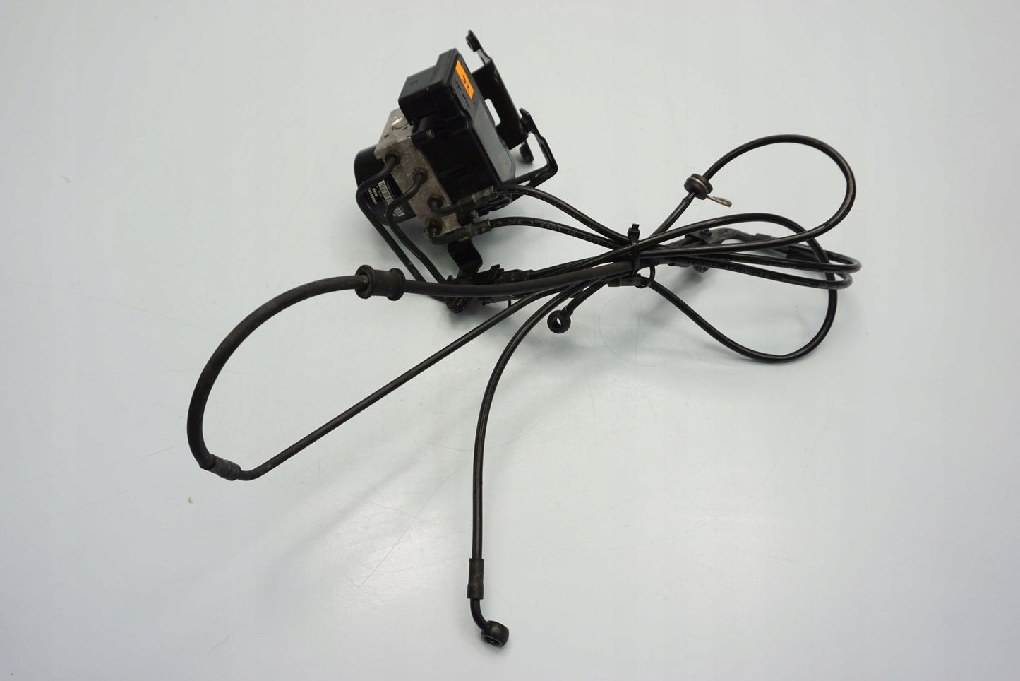 MOTO GUZZI V7 III STONE ABS Pumpe Druckmodulator 2