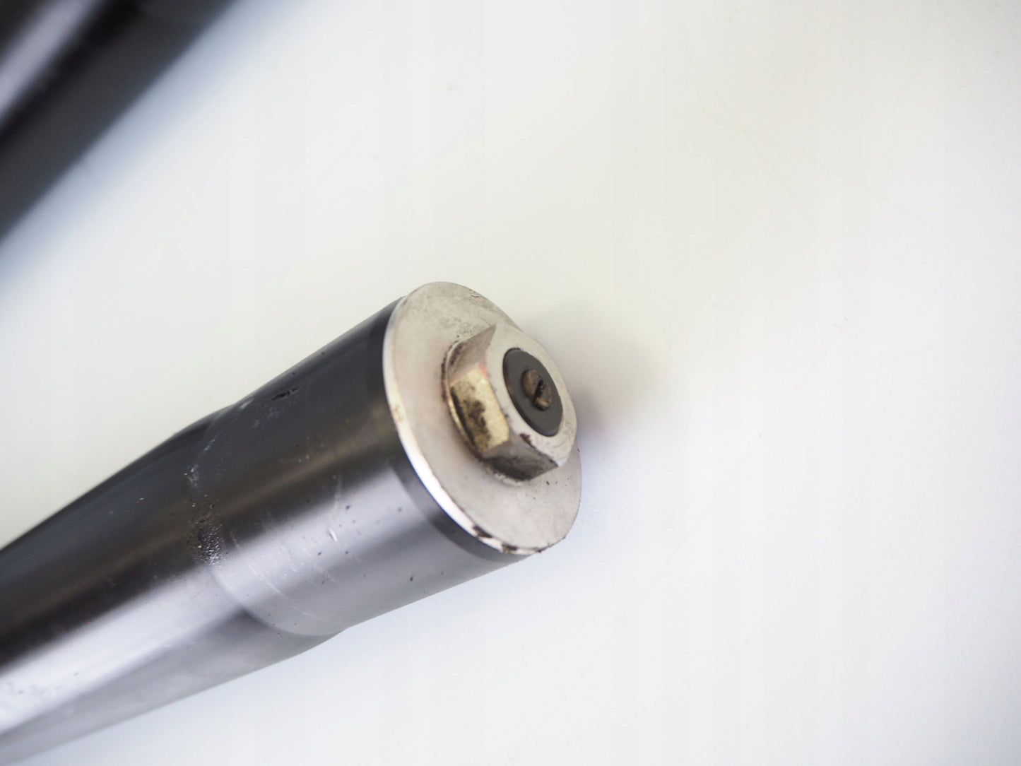 HYOSUNG GV 650 AQUILA 2019 Gabel Gabelholme Fork 9