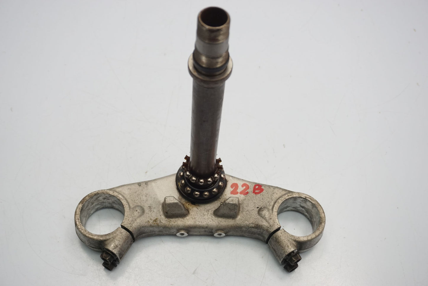 HONDA ST 1300 PAN EUROPEAN 02-13 untere Gabelbrücke Triple Clamp unten 4