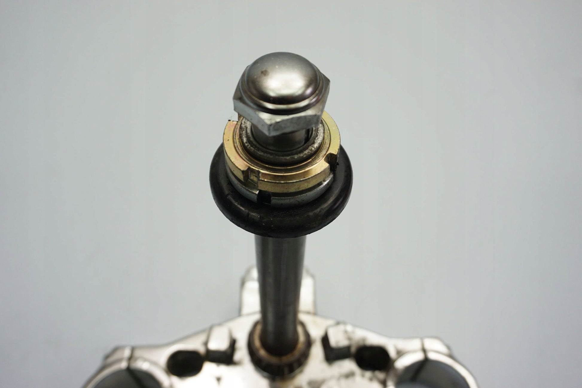 HYOSUNG GV 650 AQUILA 05-11 untere Gabelbrücke Triple Clamp unten 6