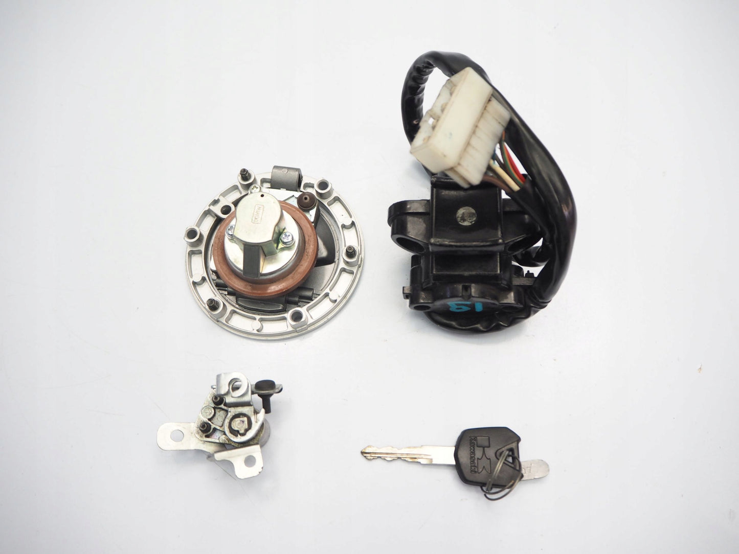 KAWASAKI Z-300 15-18 Schlosssatz Zündschloss Lock Set 8