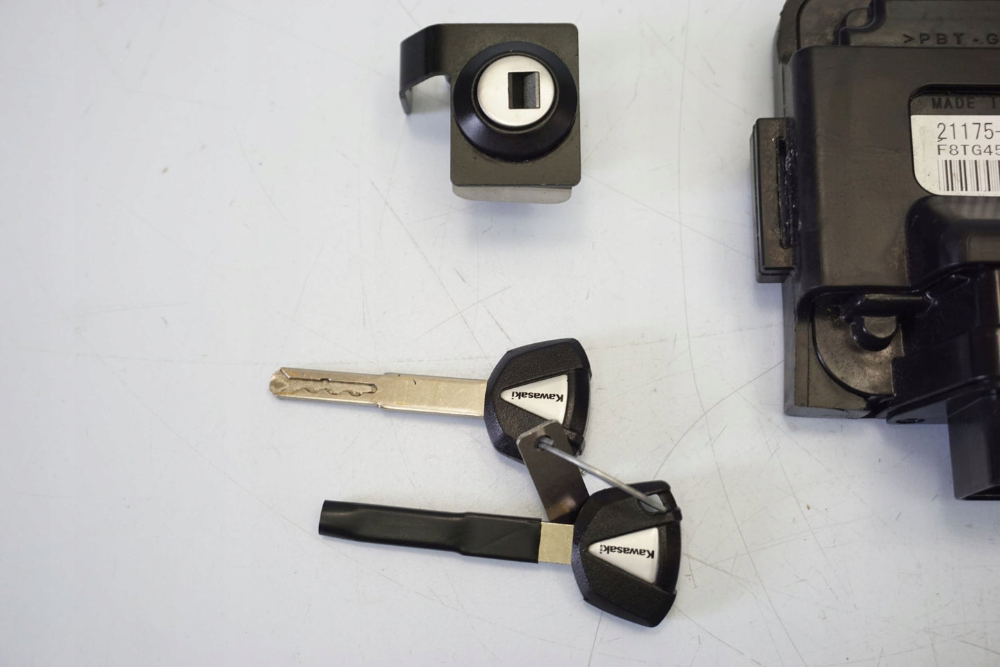 KAWASAKI ZX-10R 21-22 Schlosssatz Zündschloss Lock Set 13