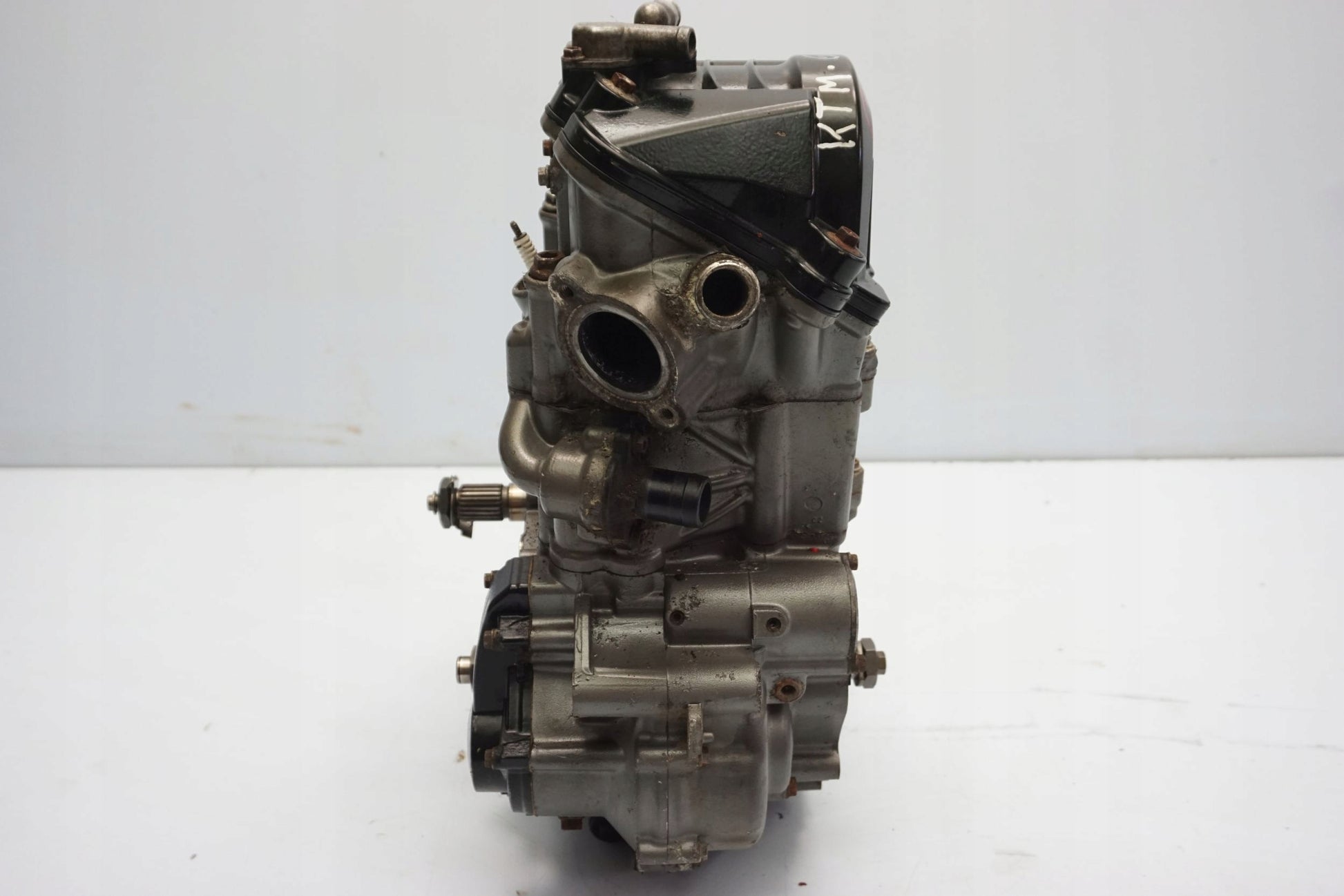 KTM 690 DUKE 12-15 Motor Motorblock Engine 2