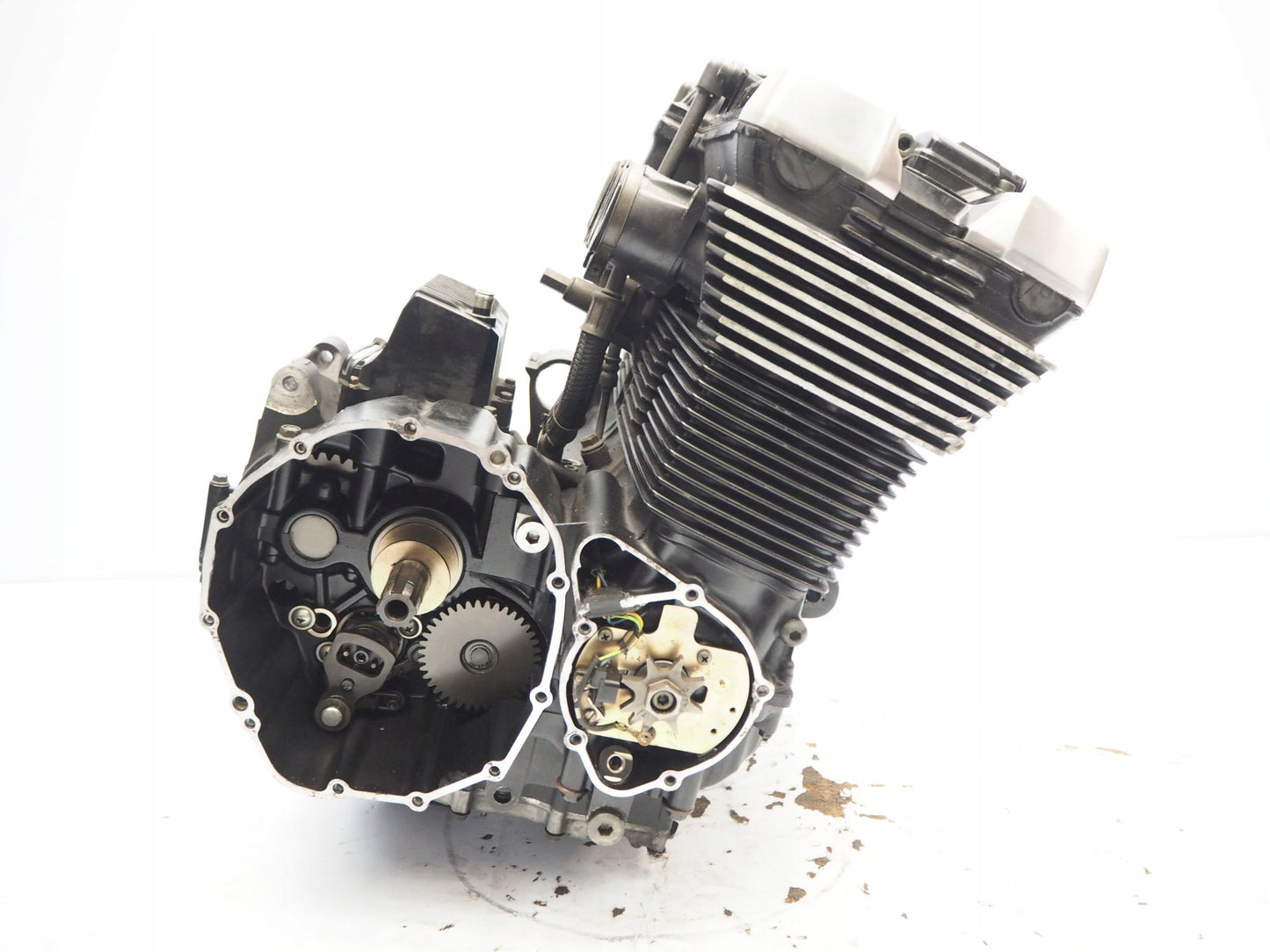 SUZUKI GSX 1400 01-08 Motor Motorblock Engine