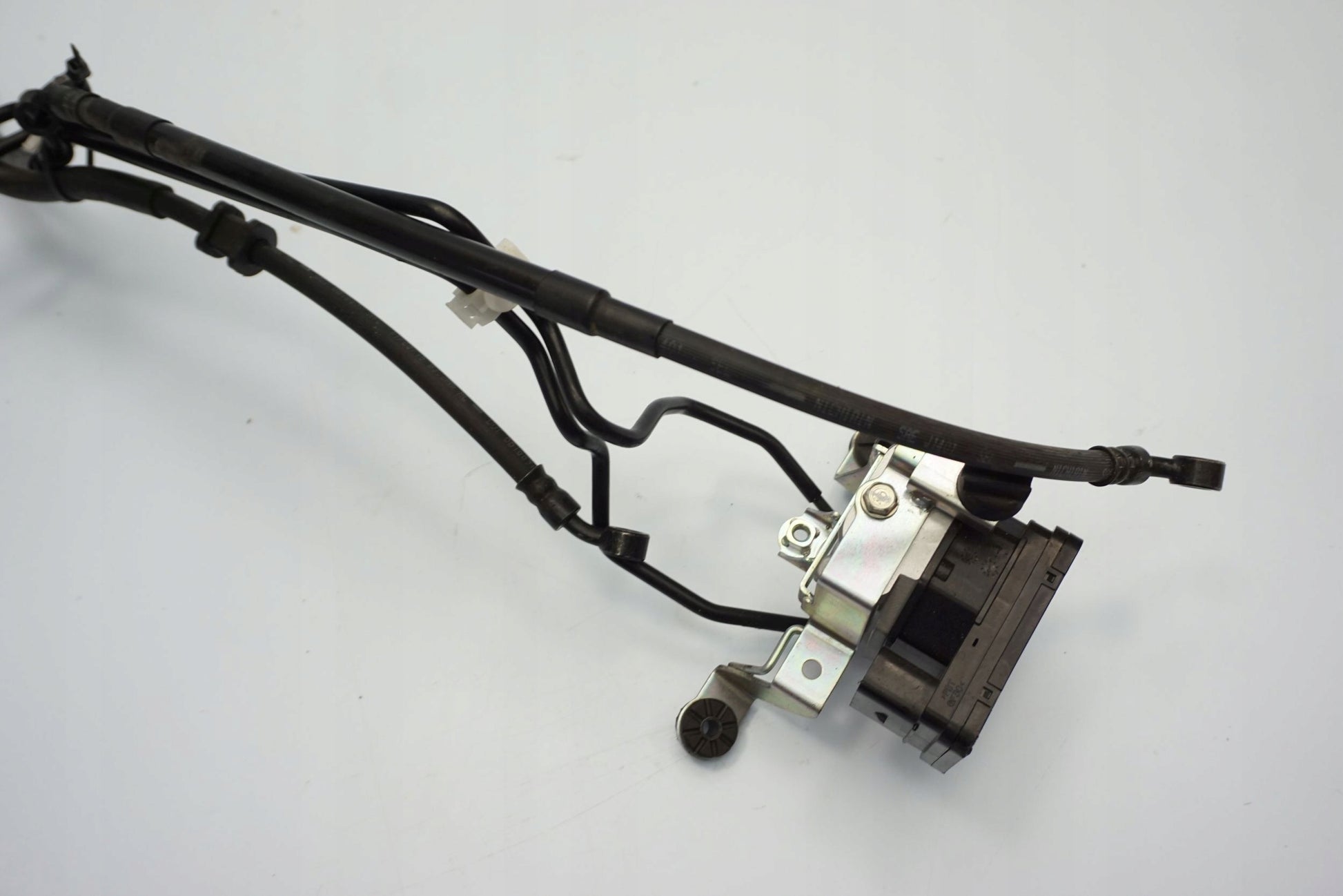 HONDA MSX 125 16-19 ABS Pumpe Druckmodulator 6