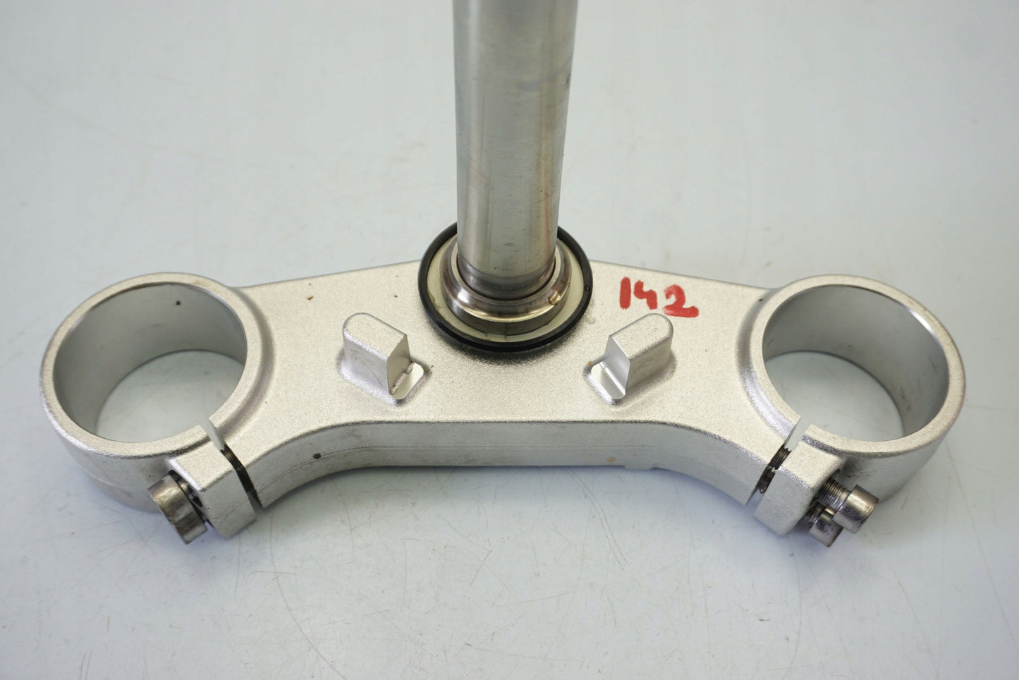 TRIUMPH TIGER SPORT 1050 16- untere Gabelbrücke Triple Clamp unten