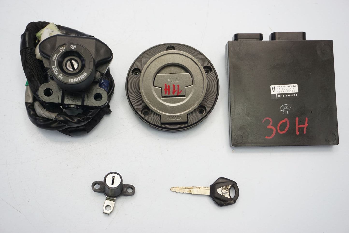 YAMAHA MT-09 TRACER GT 18-20 Schlosssatz Zündschloss Lock Set