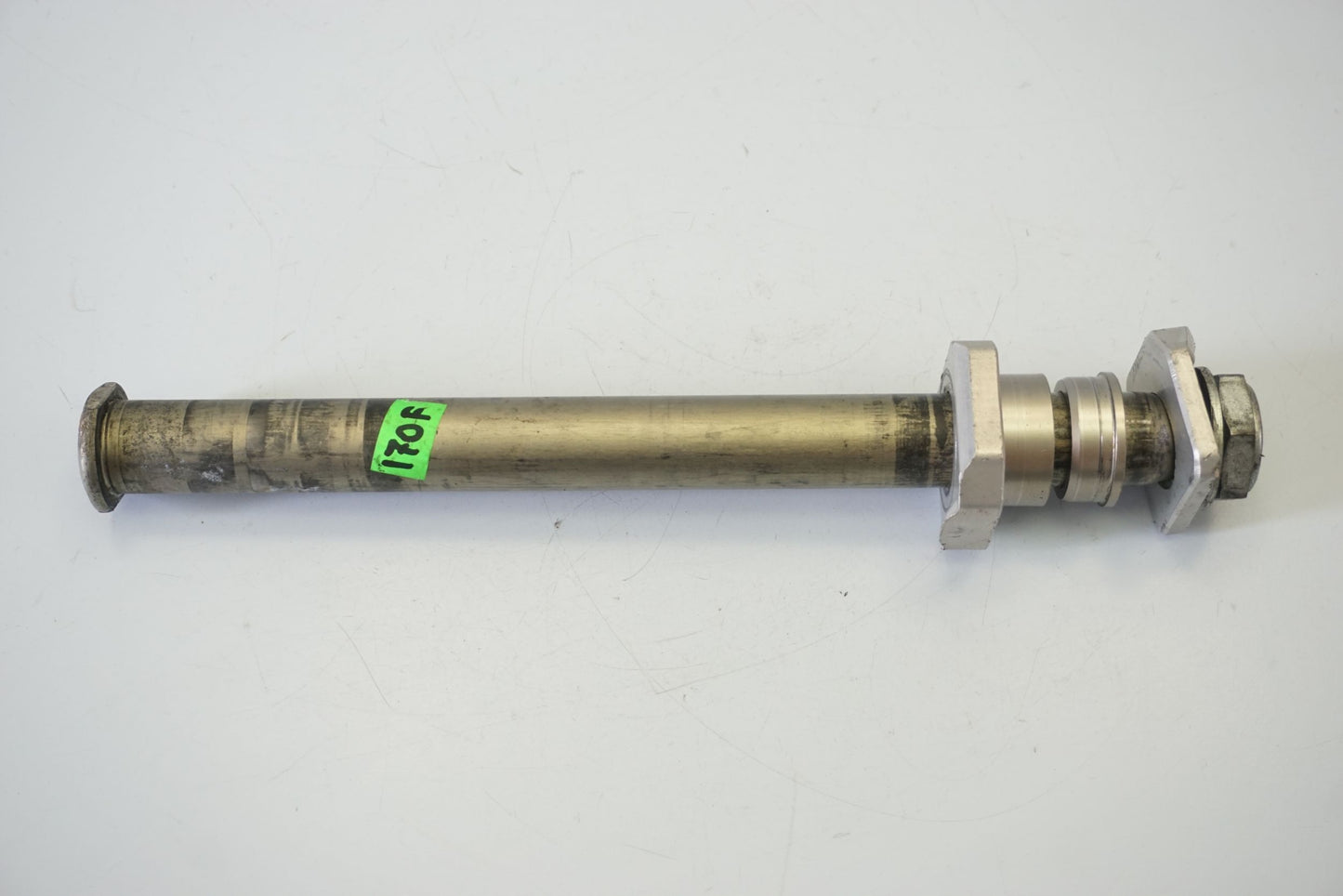 SUZUKI GSX-R 1000 K7-K8 Hinterachse Achse hinten Radachse rear axle