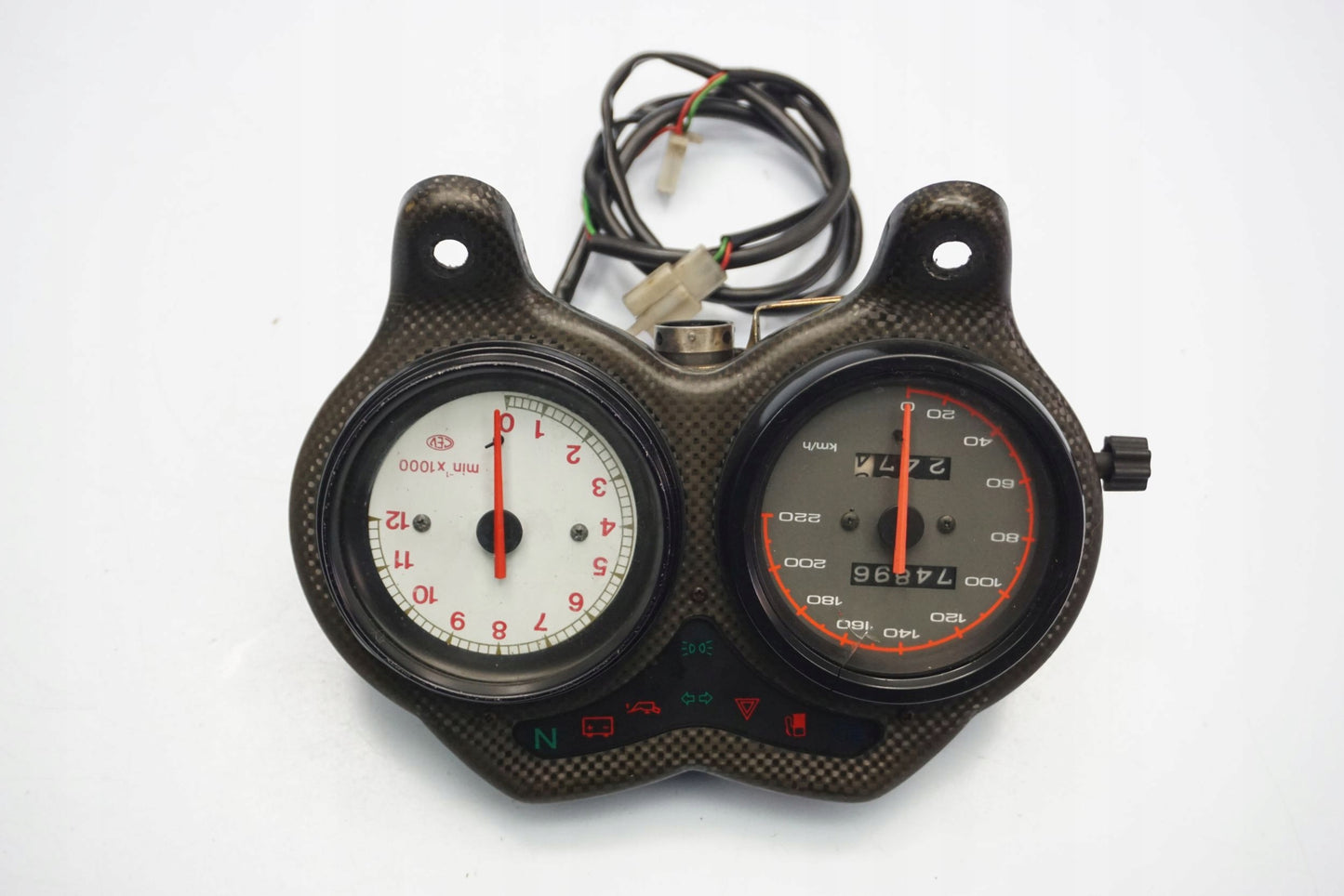 DUCATI MONSTER 600 94-01 Tacho Tachometer Cockpit Speedometer