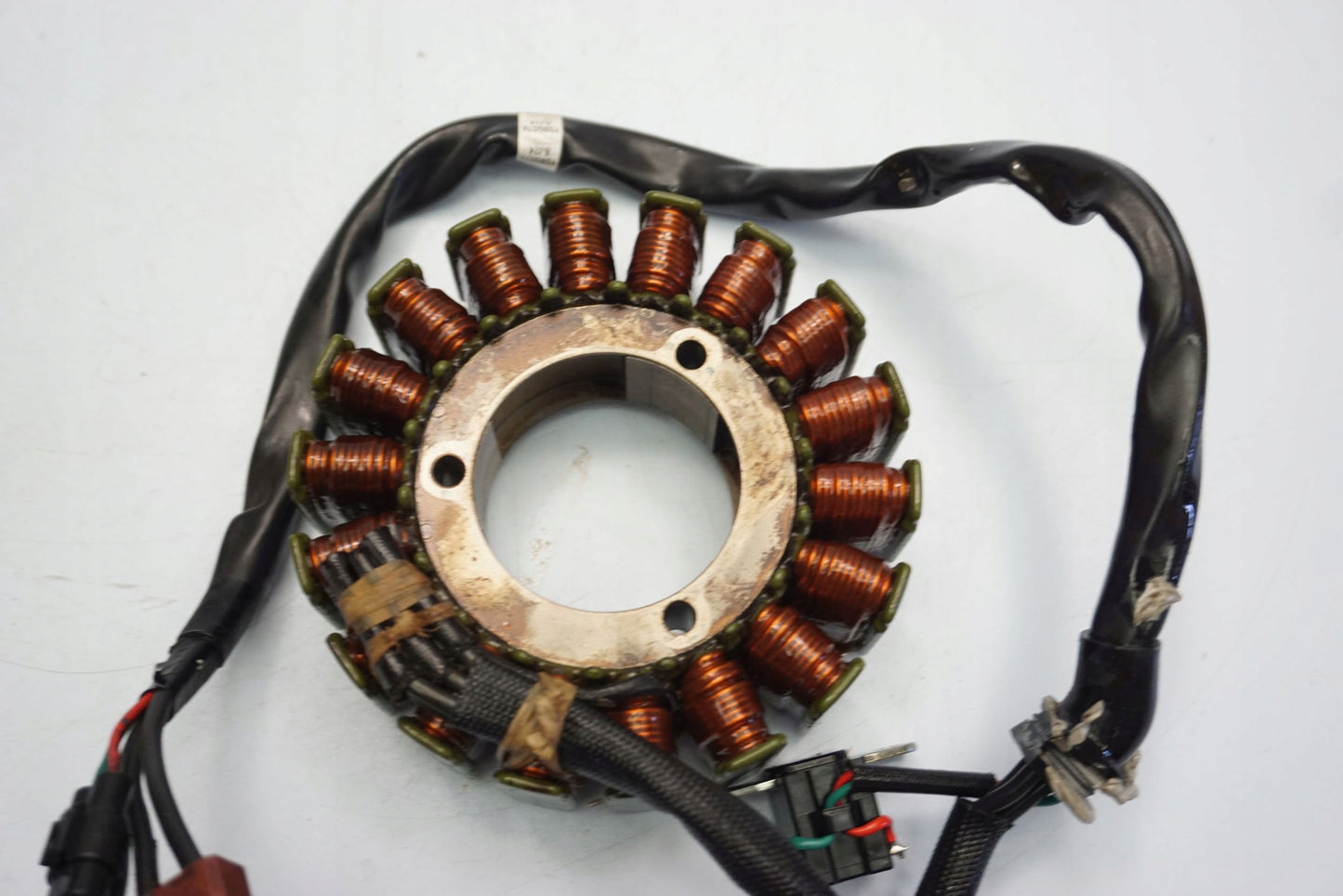 TRIUMPH BONNEVILLE STREET TWIN 900 Lichtmaschine Stator Generator Lima Alternator