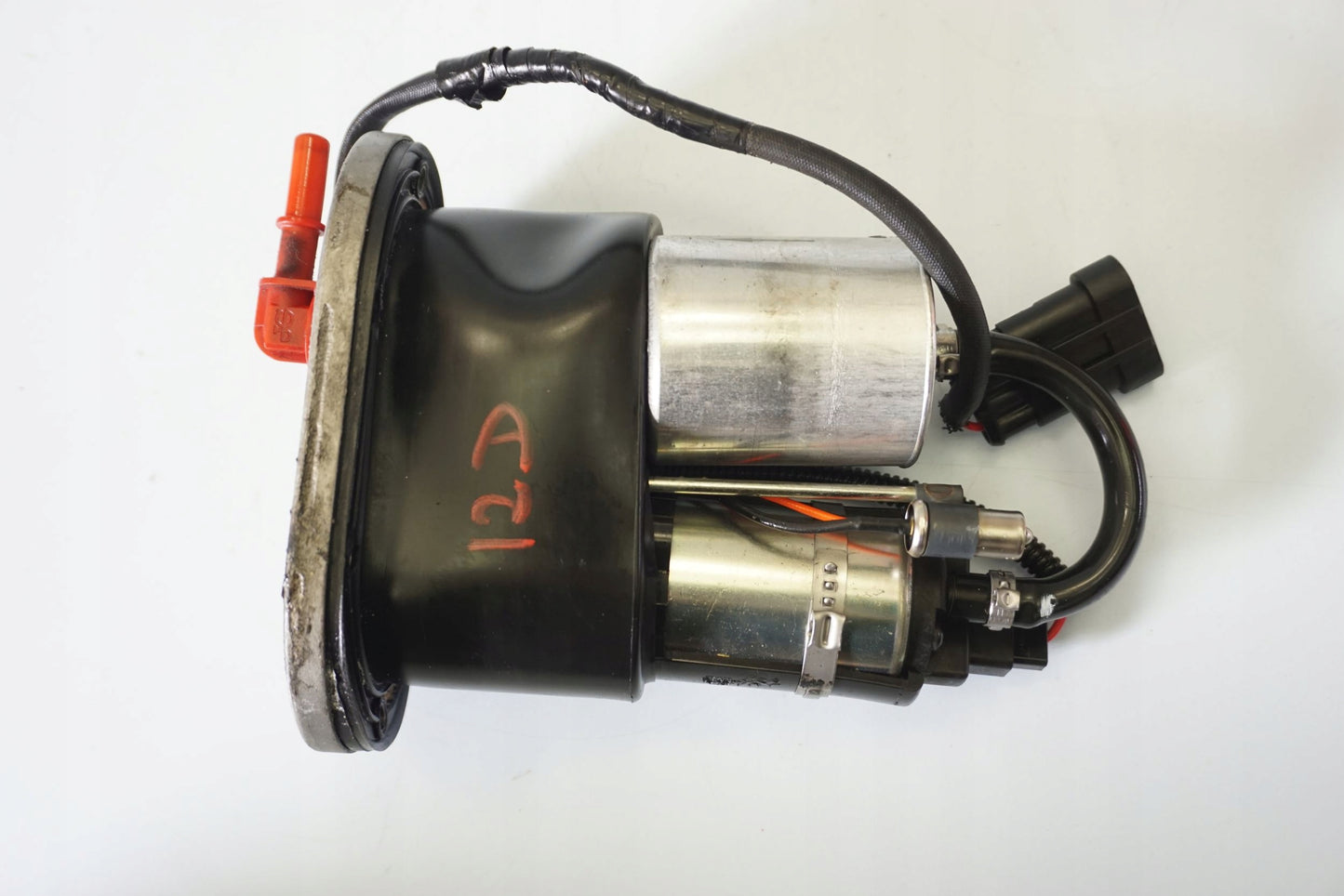 APRILIA RSV4 1000 09-12 Benzinpumpe Kraftstoffpumpe Fuel Pump