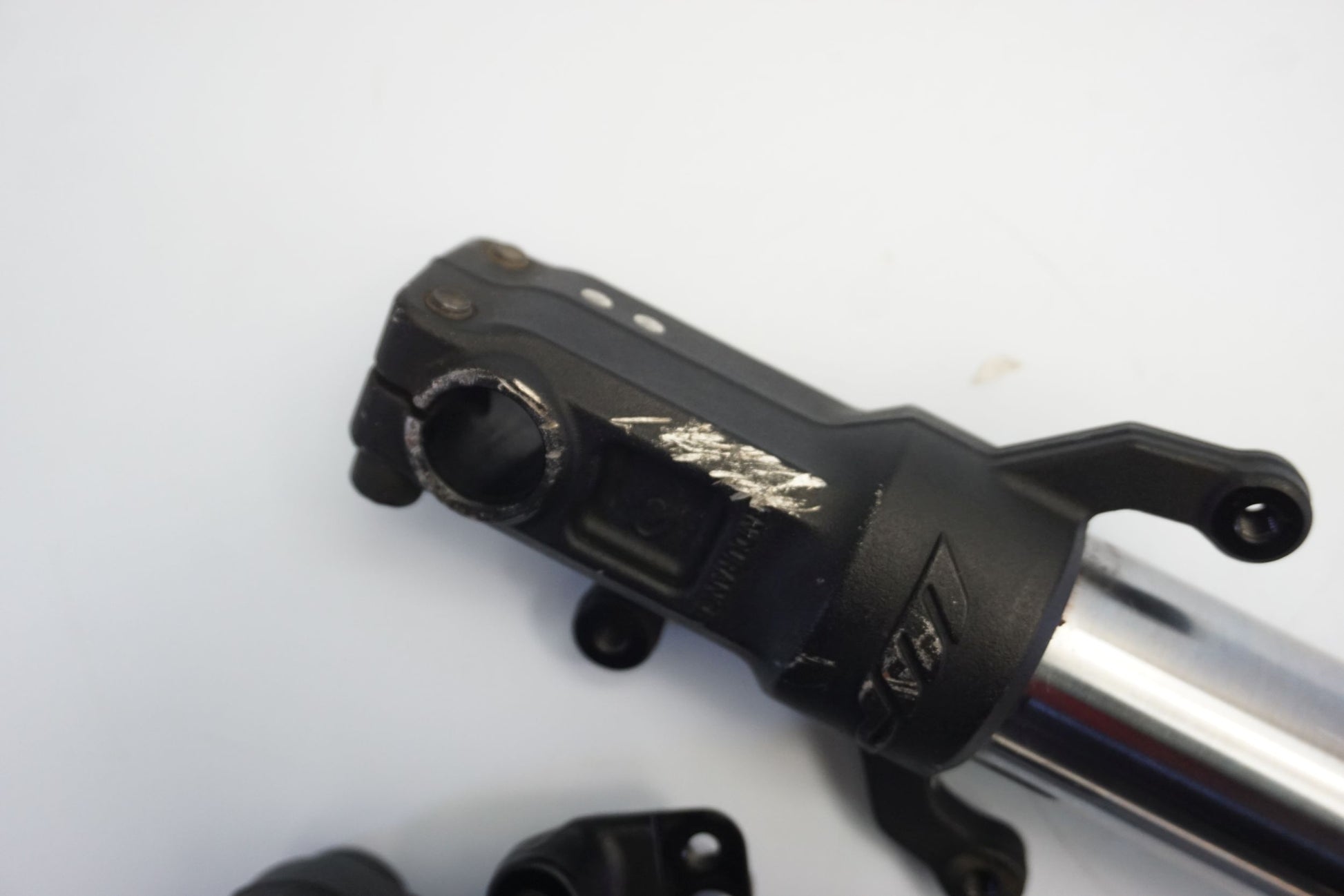 KTM 125 DUKE 17- Gabel Gabelholme Fork Suspension Fourche Forcella Horquilla 16