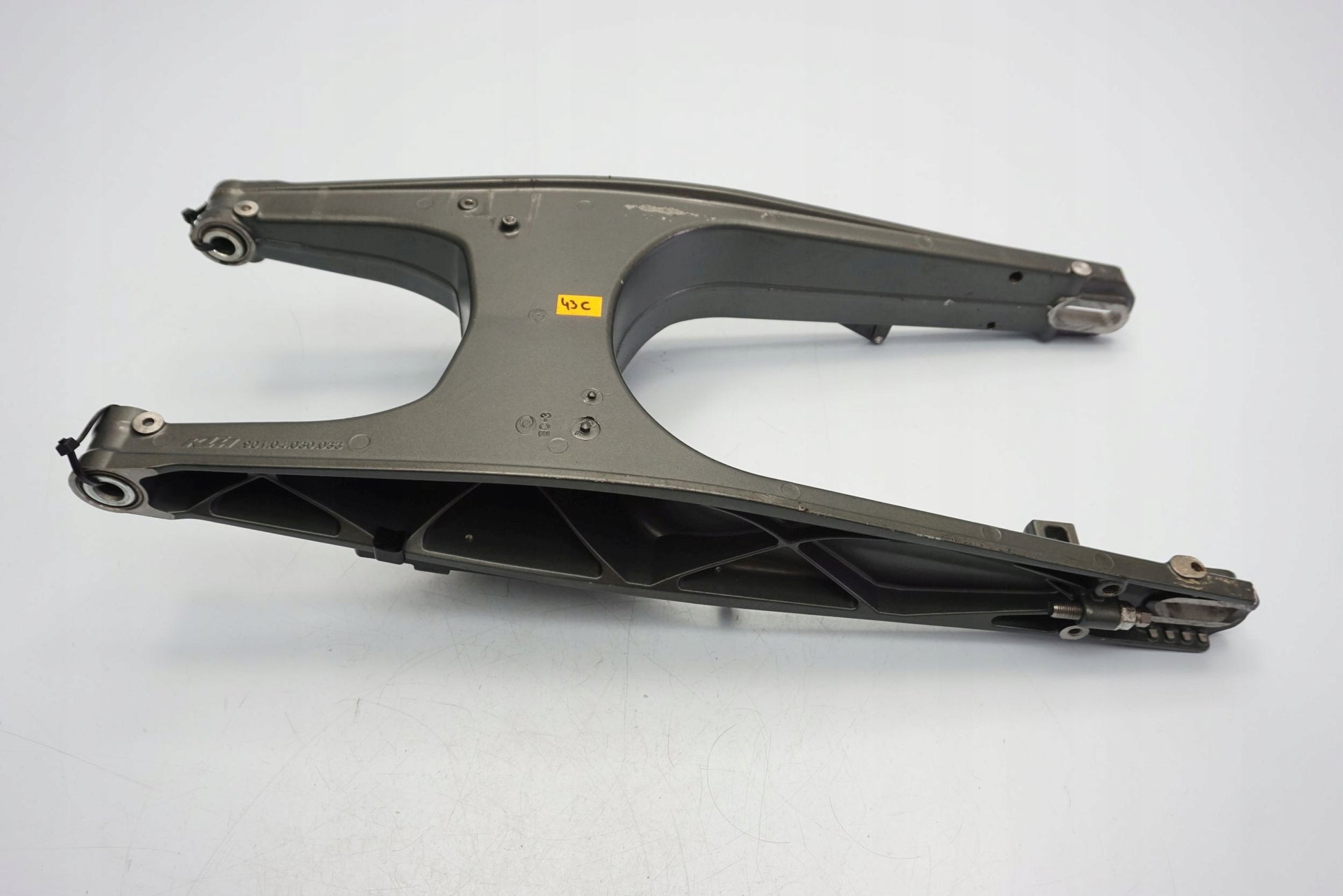 KTM 390 DUKE 13-16 Schwinge Hinterradschwinge swing arm 6