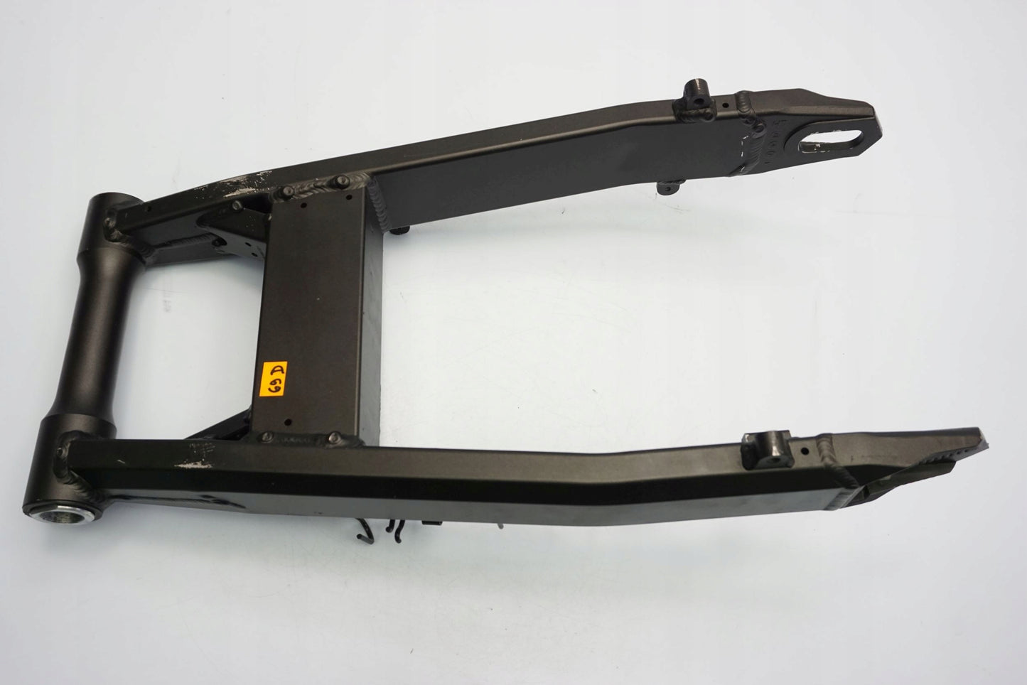 KAWASAKI Z-900 17-19 Schwinge Hinterradschwinge swing arm 2